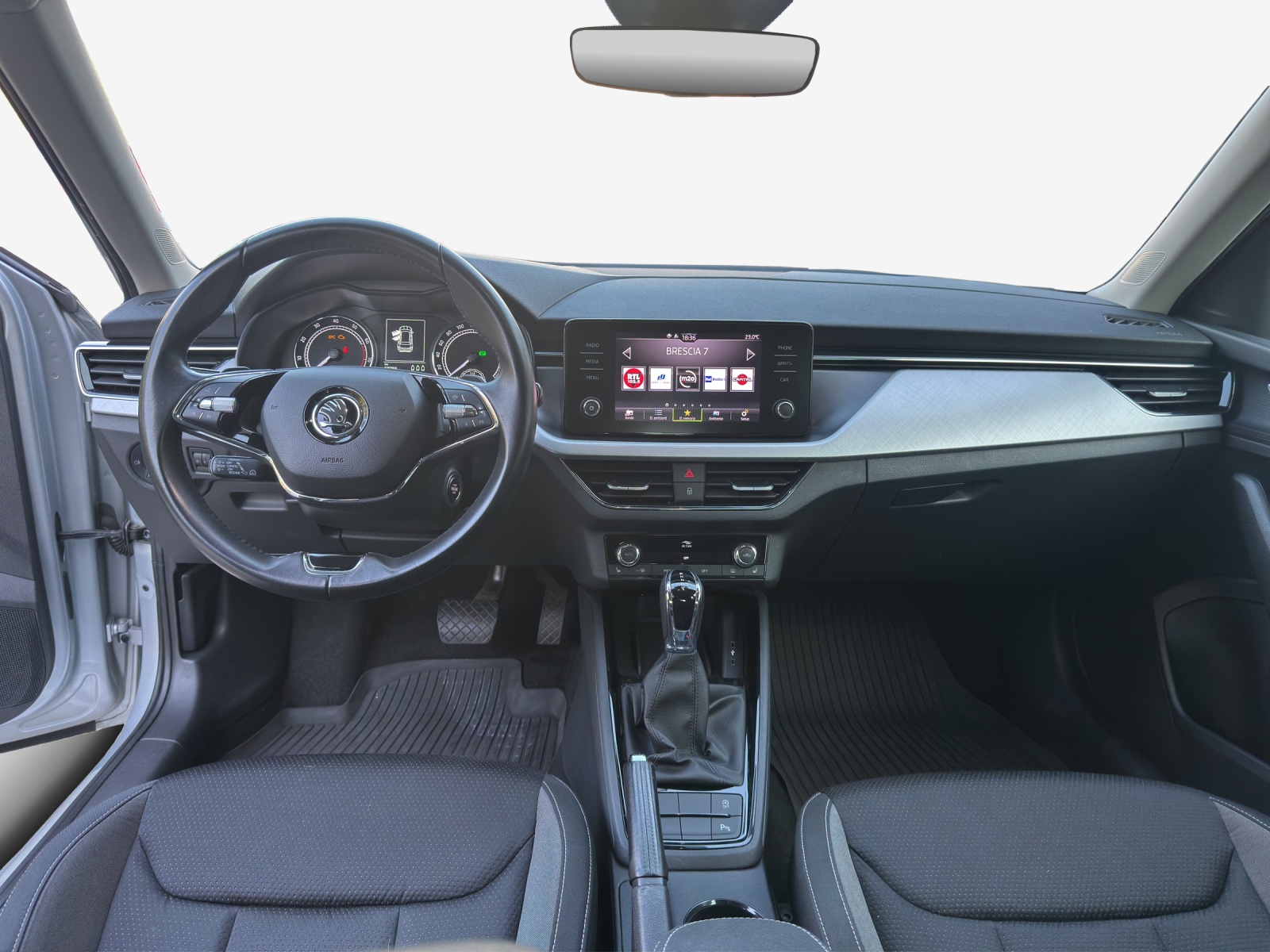 SKODA Kamiq 1.0 TSI Tour DSG-image-8