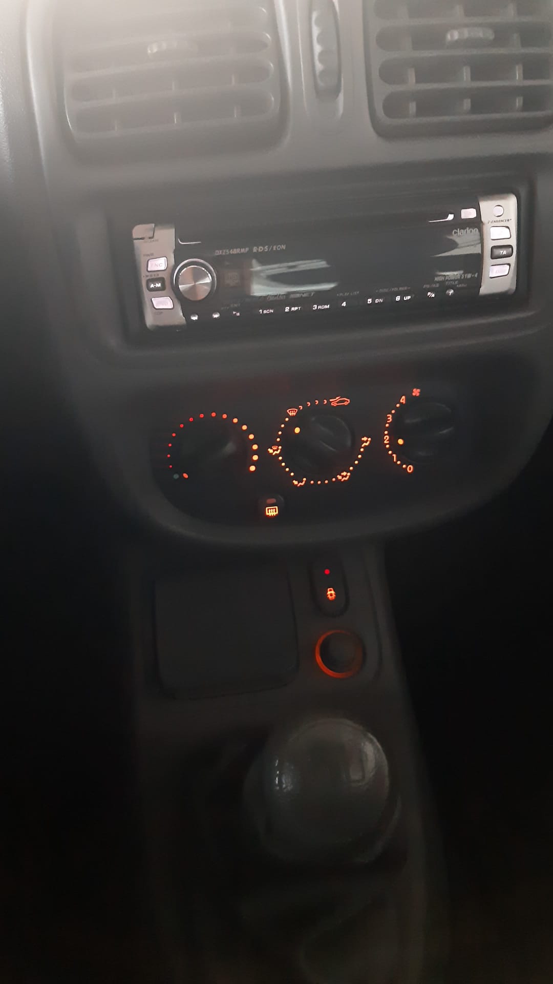 RENAULT Clio 1.2-image-9