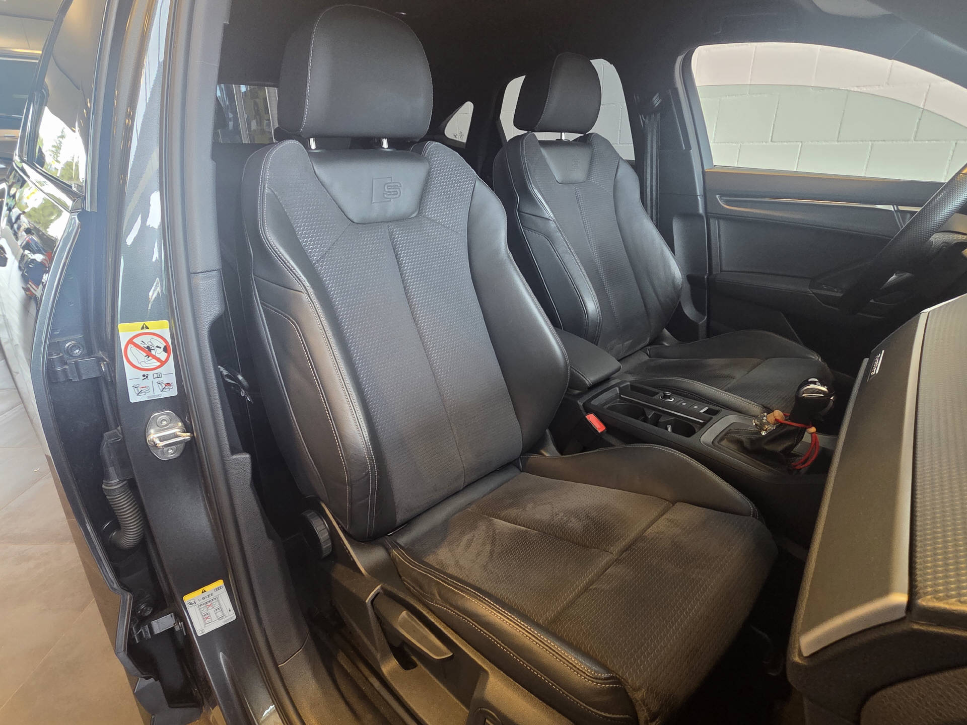 AUDI Q3 Sportback 2.0 40 TFSI S line quattro S-Tronic-image-20