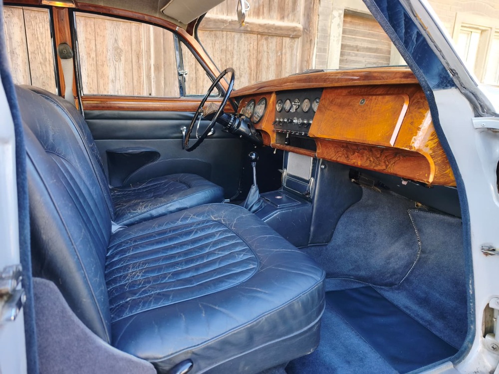 JAGUAR Mk2 2.4-image-5