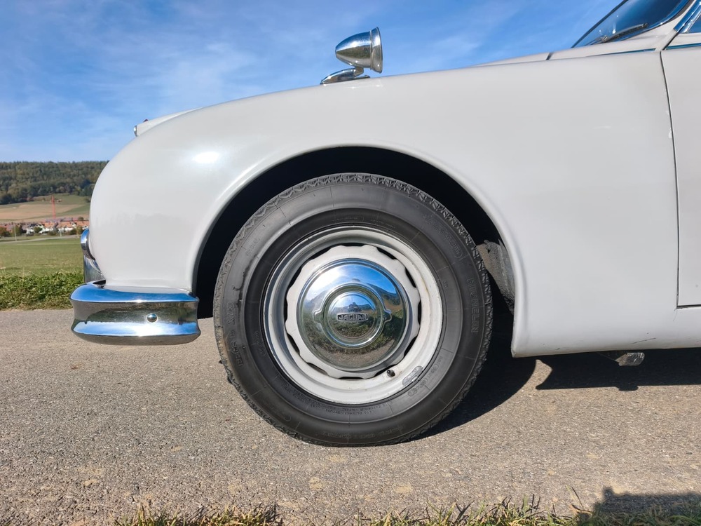 JAGUAR Mk2 2.4-image-14