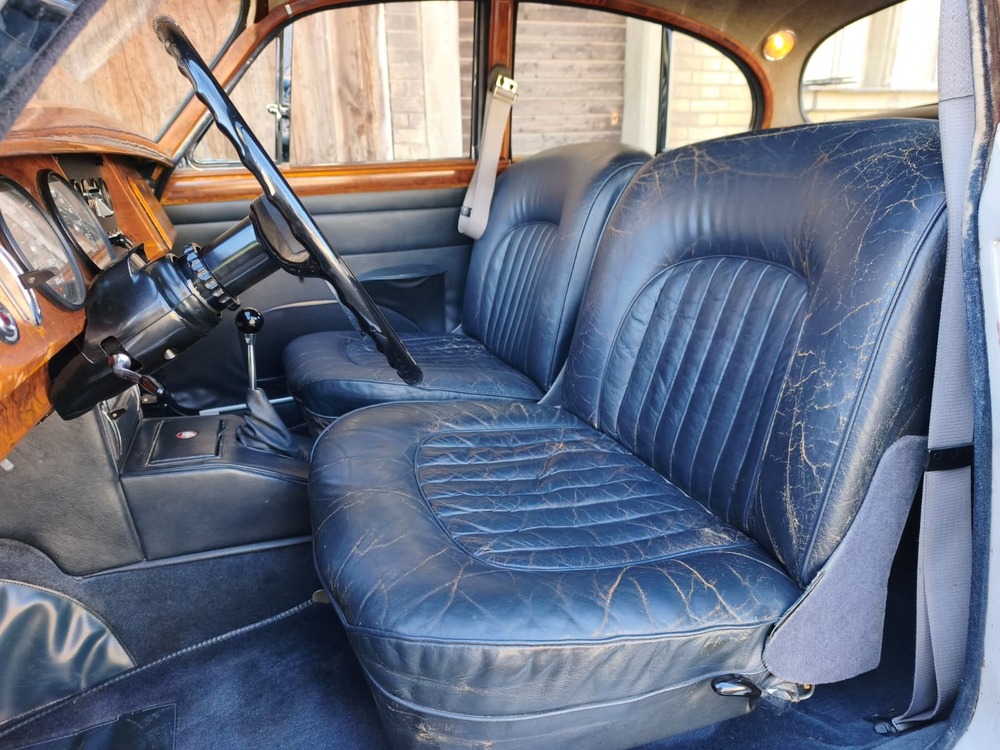 JAGUAR Mk2 2.4-image-4