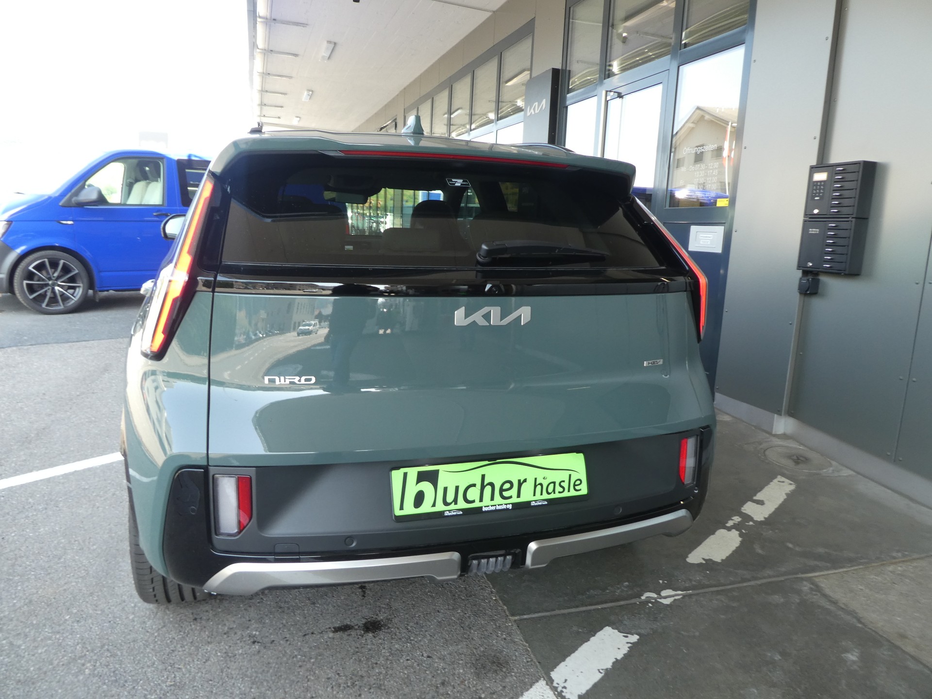 KIA Niro 1.6GDi Hybrid Style DCT-image-7