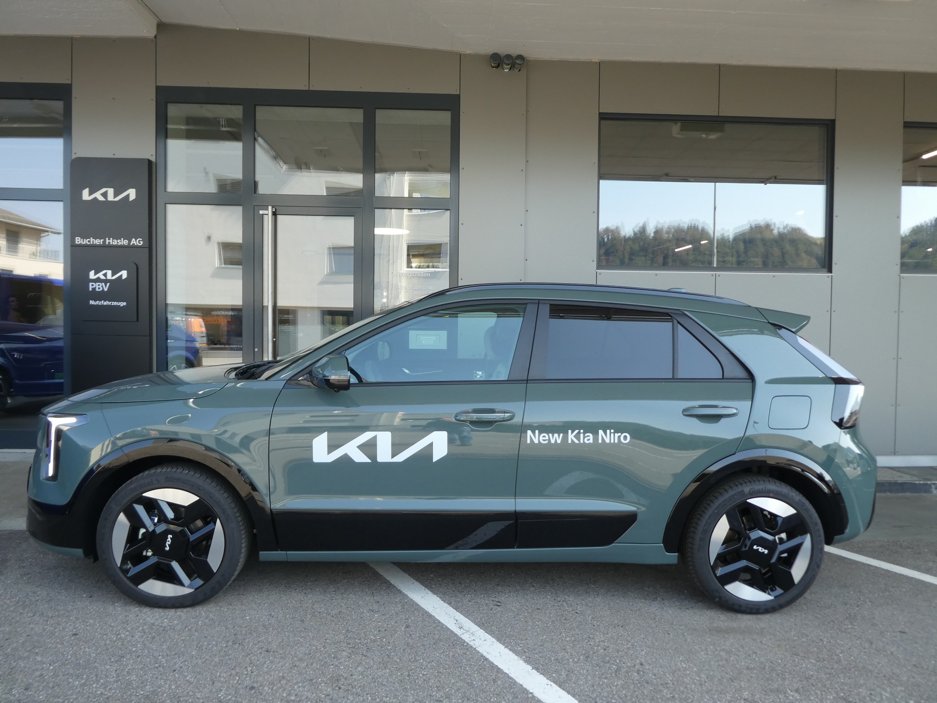 KIA Niro 1.6GDi Hybrid Style DCT-image-0