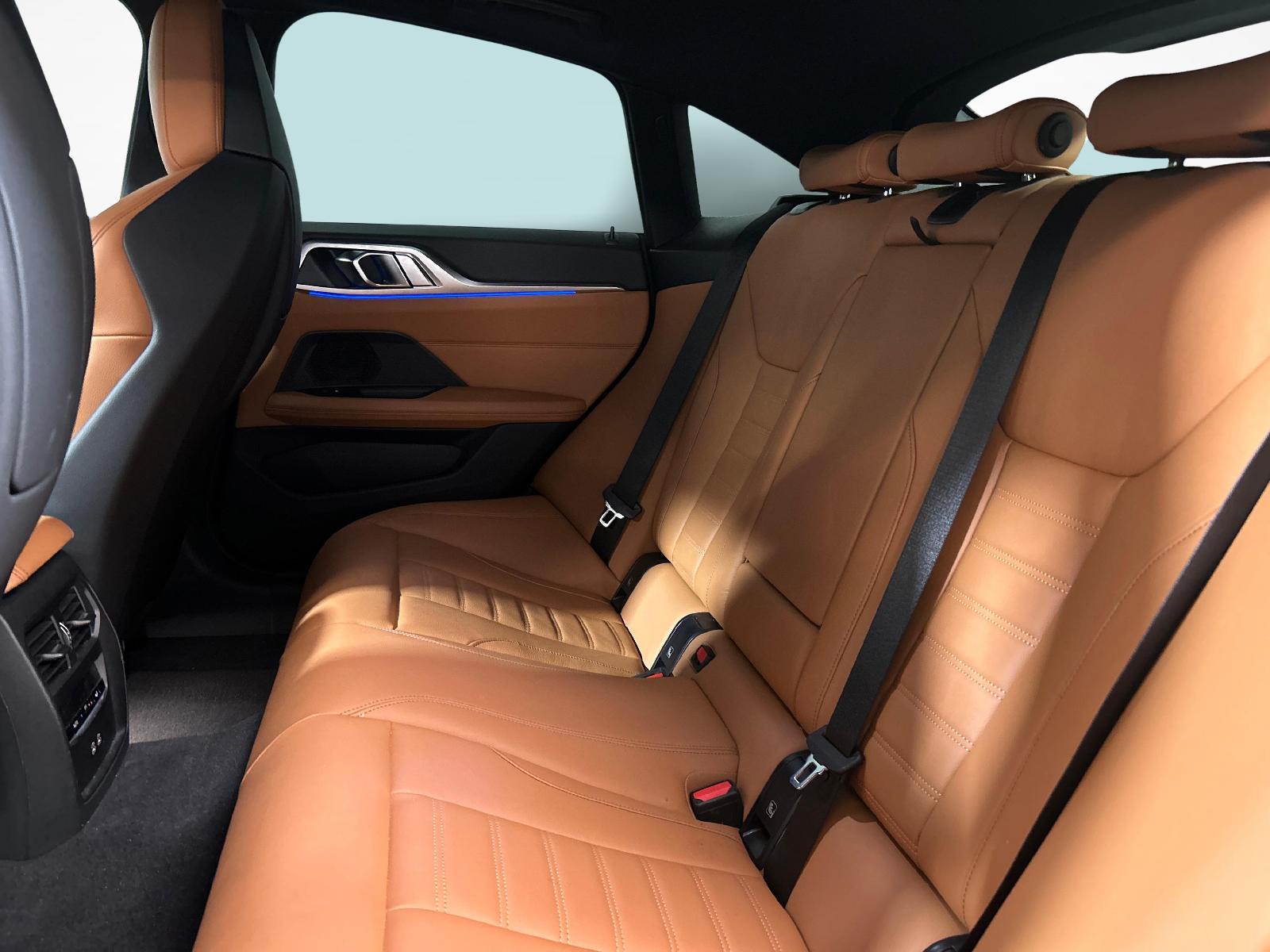 BMW 4er Reihe G26 Gran Coupé M440i xDrive-image-3