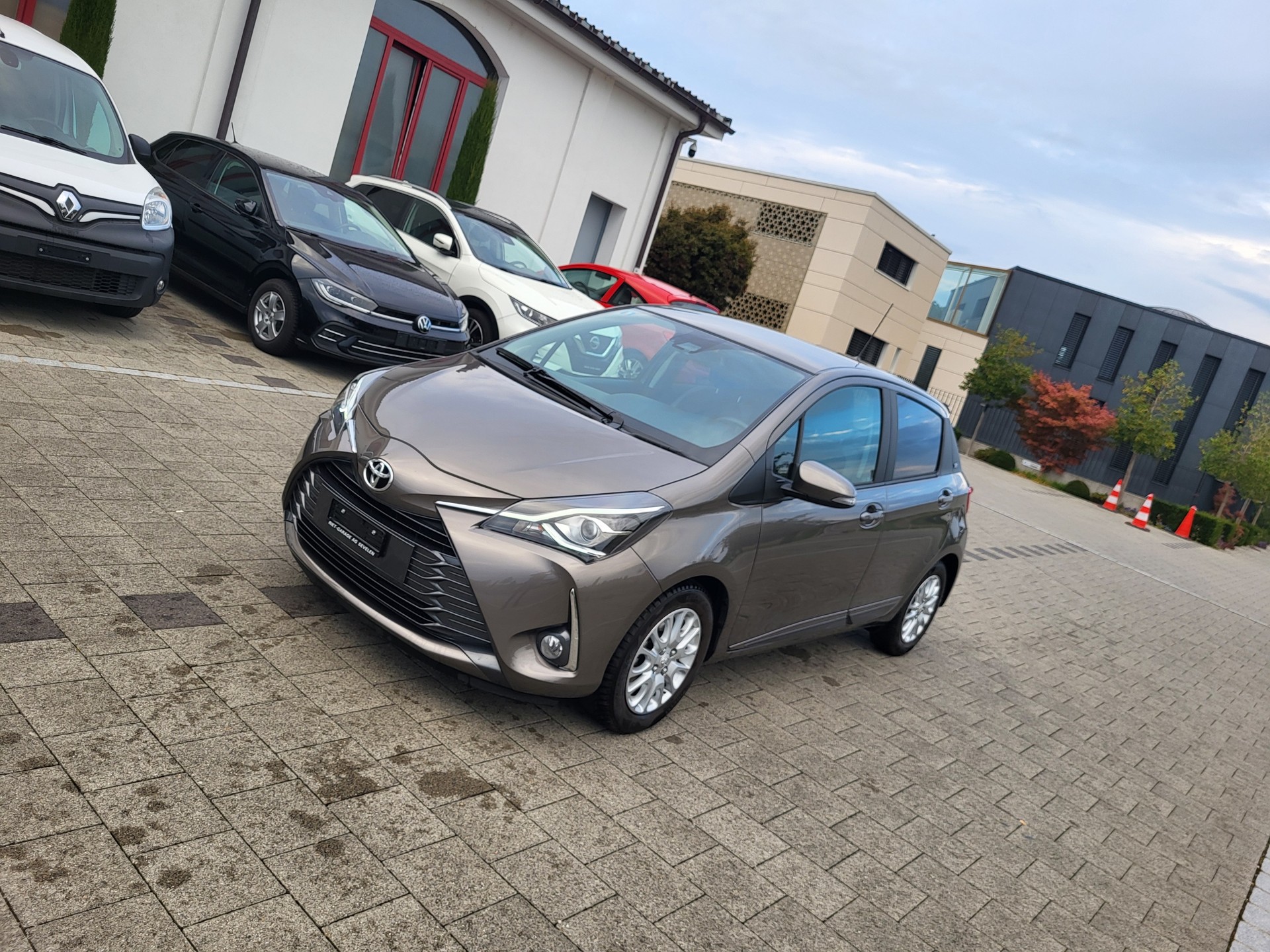 TOYOTA Yaris 1.5 Trend CVT-image-3