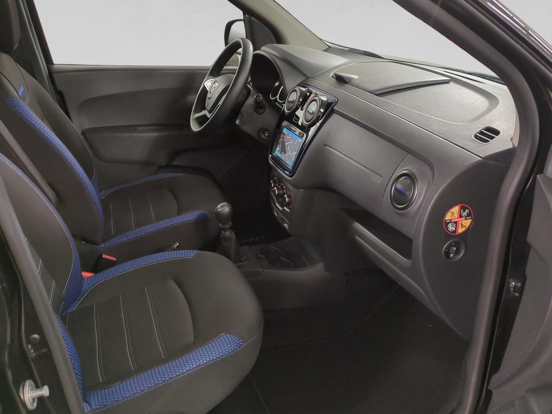 DACIA Lodgy TCE 130 Celebration 7PL-image-16