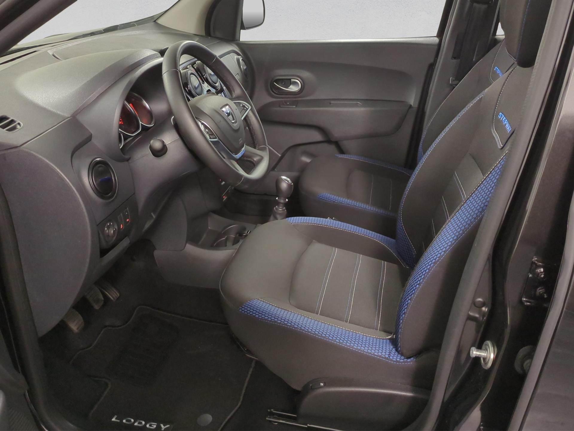 DACIA Lodgy TCE 130 Celebration 7PL-image-8