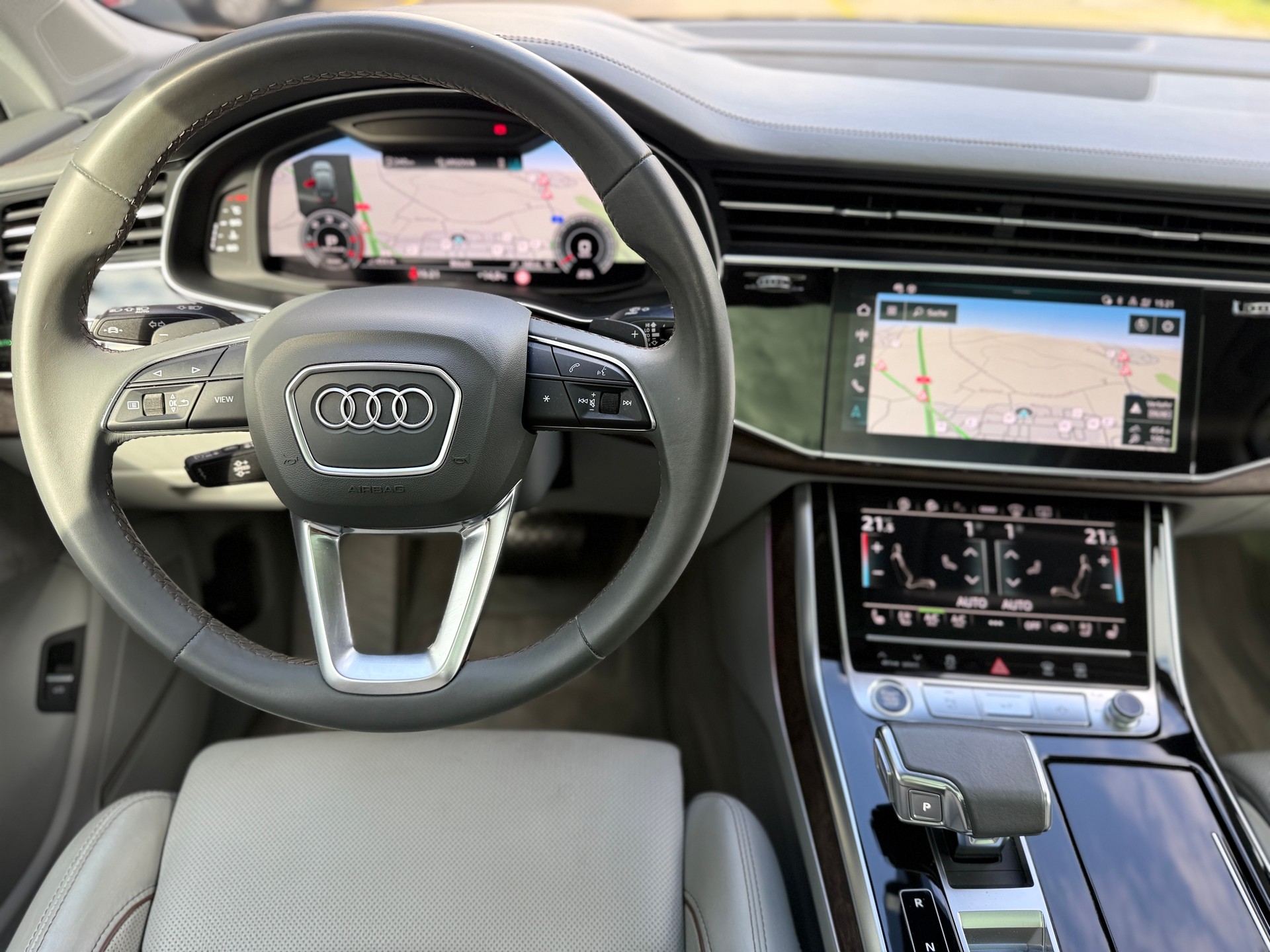 AUDI Q7 50 TDI quattro S Line tiptronic * 7-Plätzer *-image-14