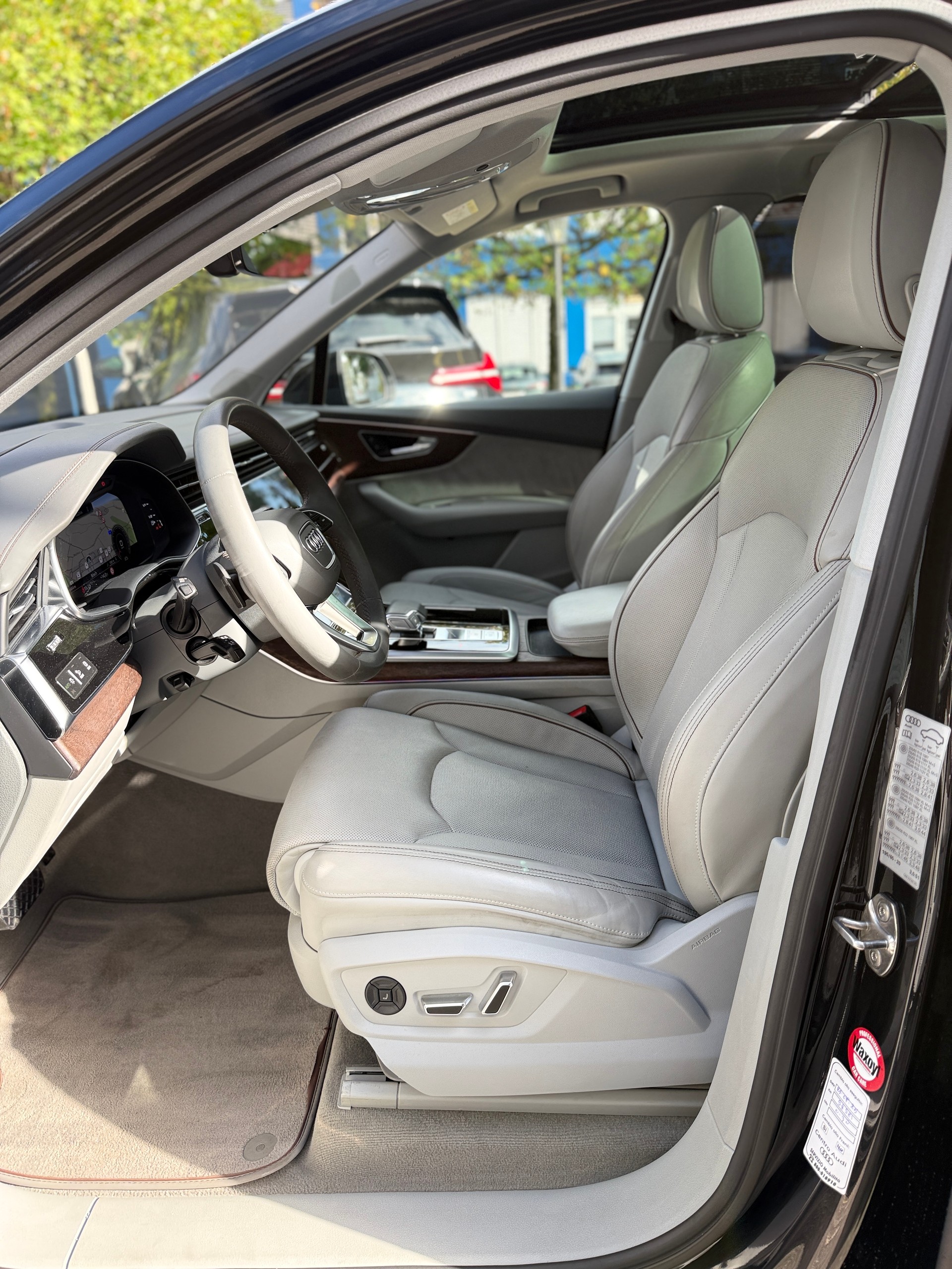 AUDI Q7 50 TDI quattro S Line tiptronic * 7-Plätzer *-image-9
