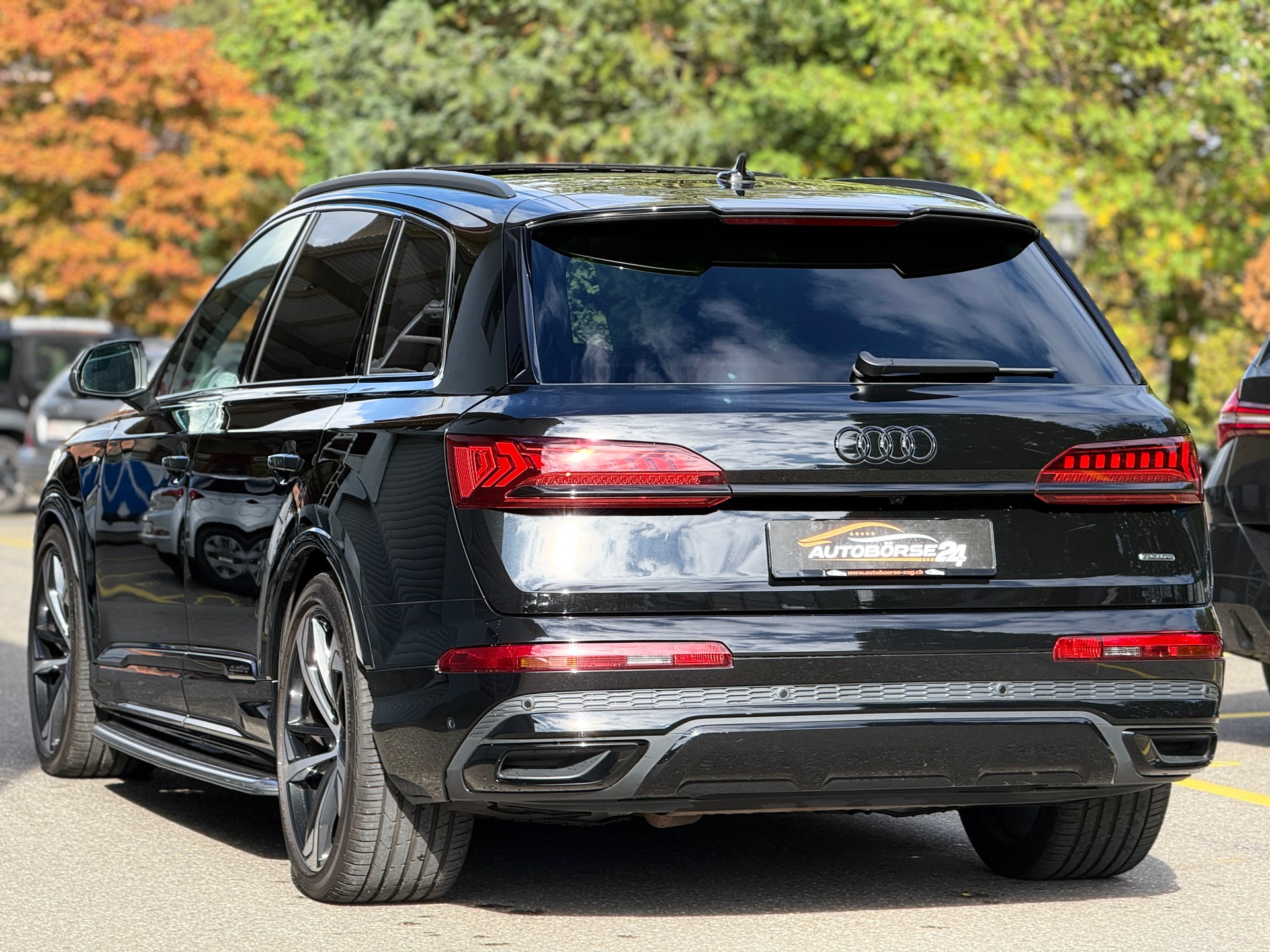 AUDI Q7 50 TDI quattro S Line tiptronic * 7-Plätzer *-image-3