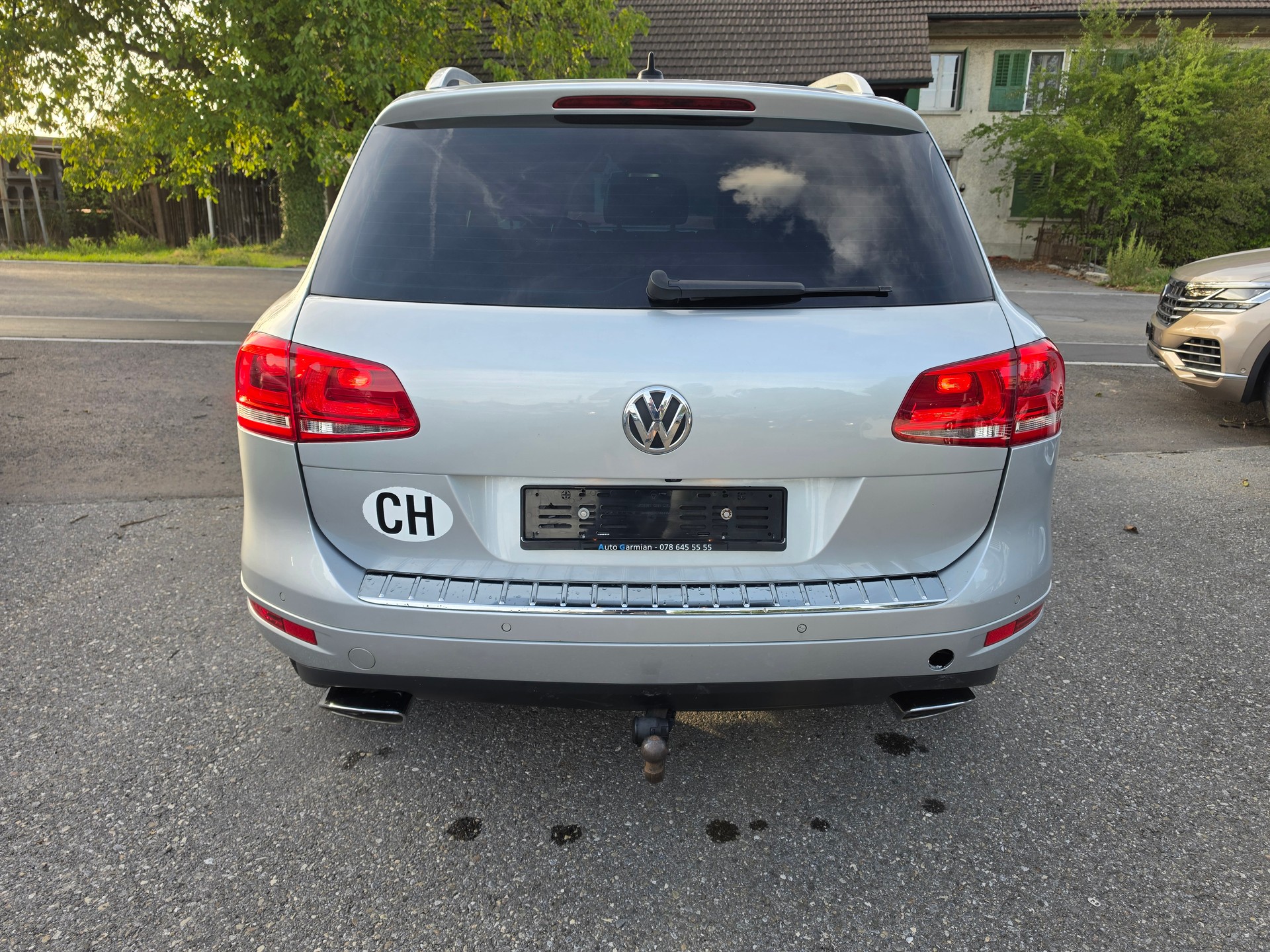 VW Touareg 3.0 TDI BlueMotion Technology Tiptronic-image-3
