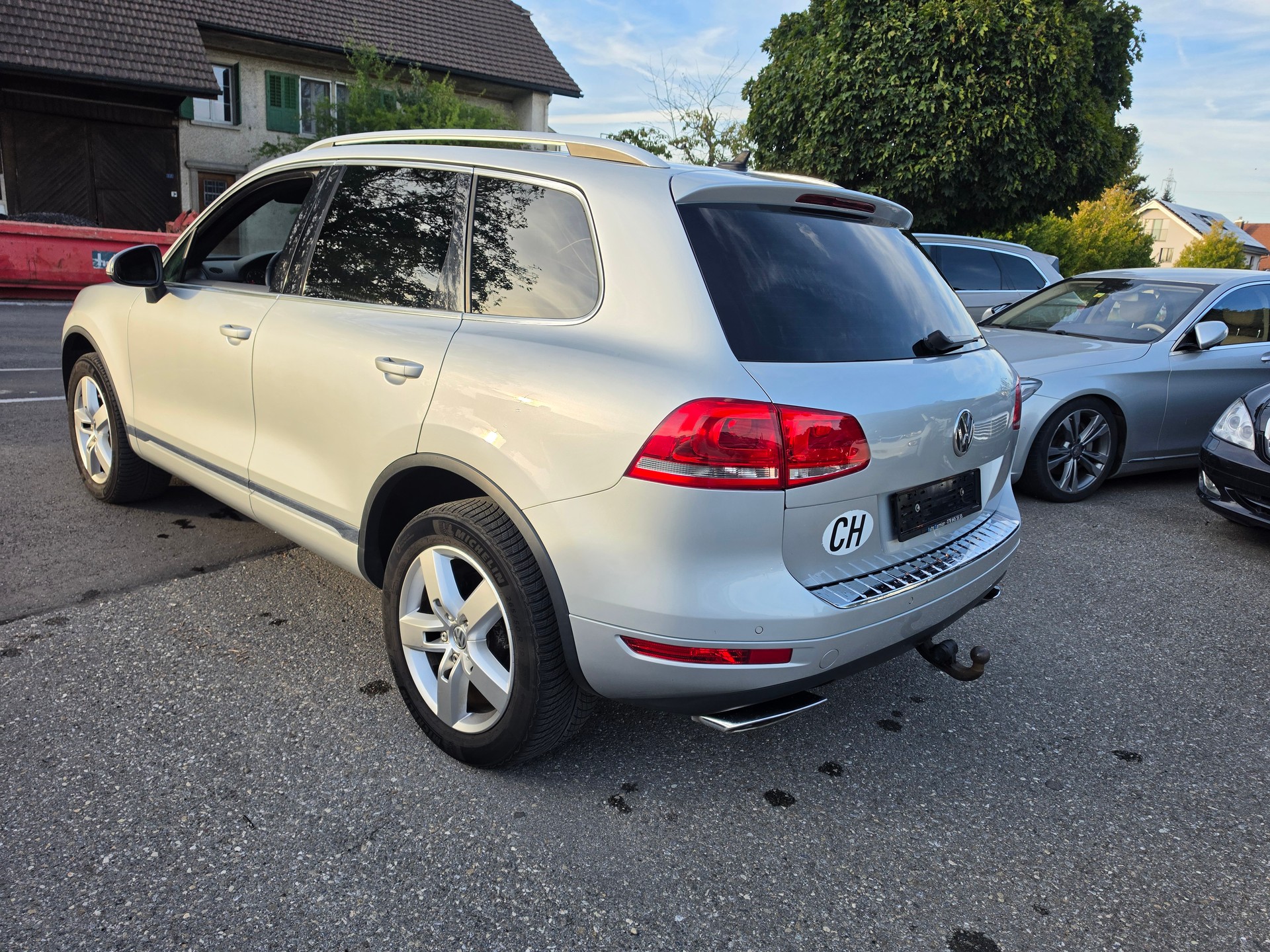 VW Touareg 3.0 TDI BlueMotion Technology Tiptronic-image-2