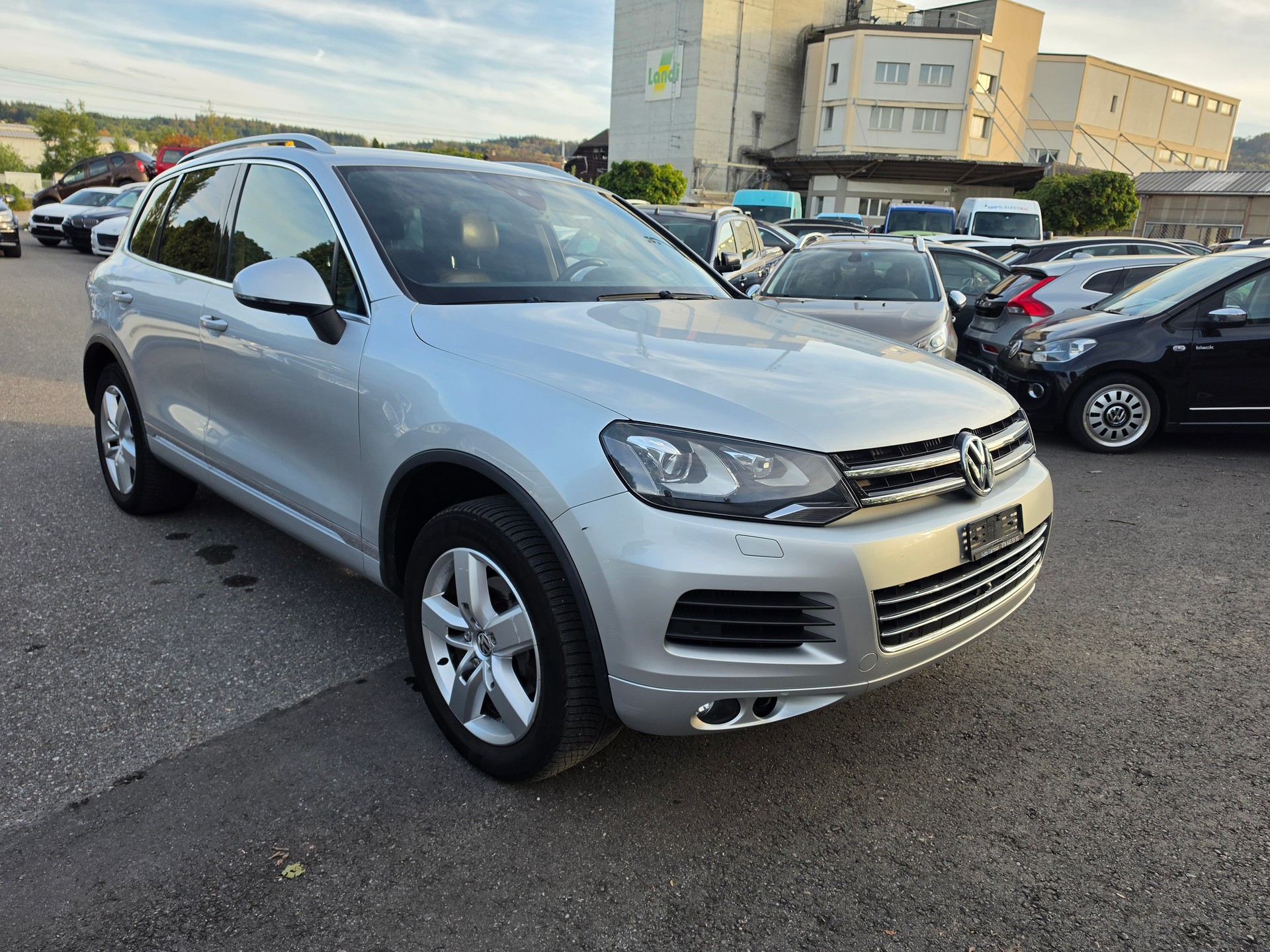 VW Touareg 3.0 TDI BlueMotion Technology Tiptronic-image-6