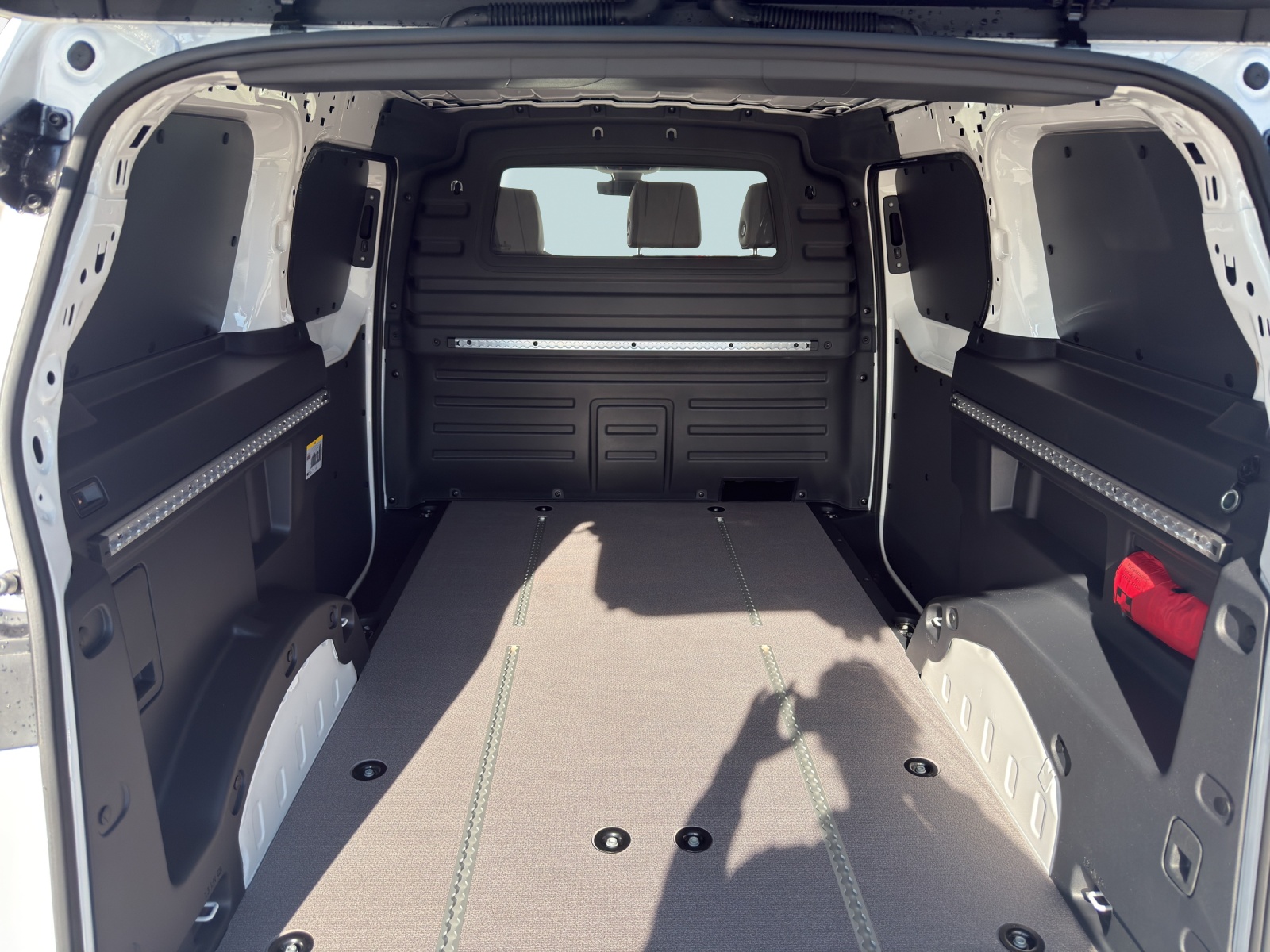 VW ID. Buzz Cargo Pro 4Motion-image-12
