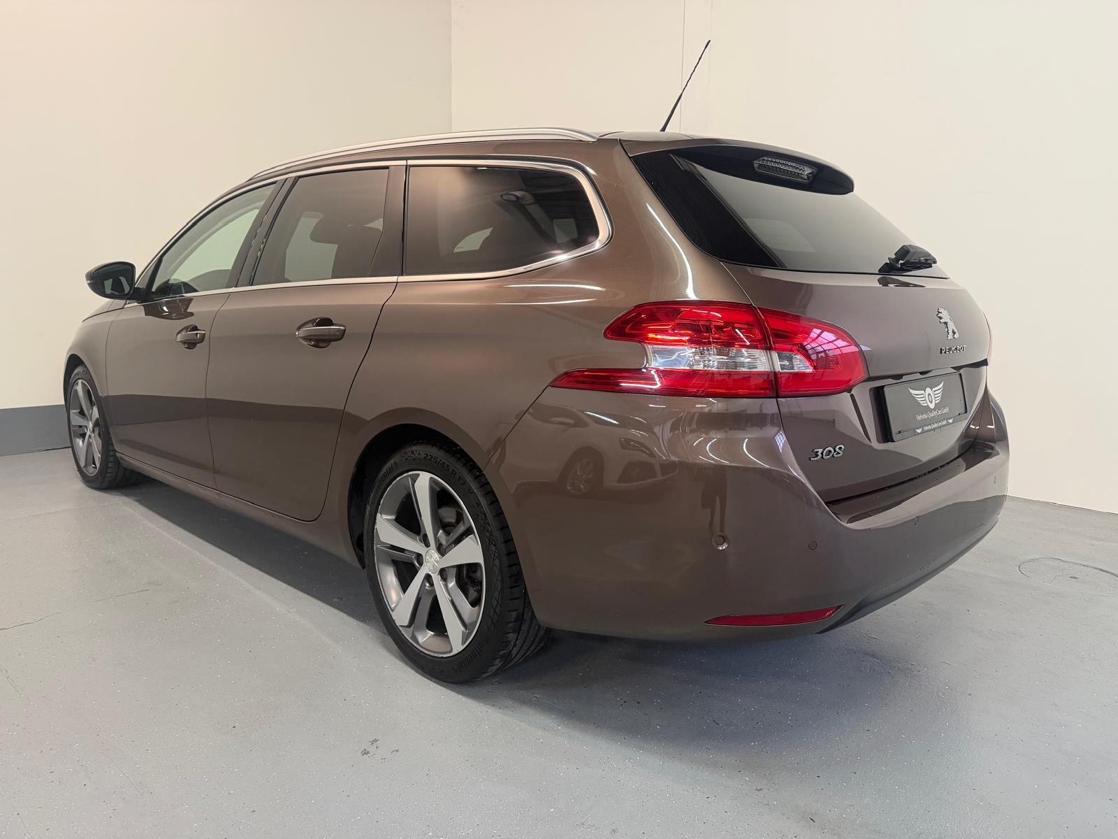 PEUGEOT 308 SW 1.2 THP Féline Automatic-image-10