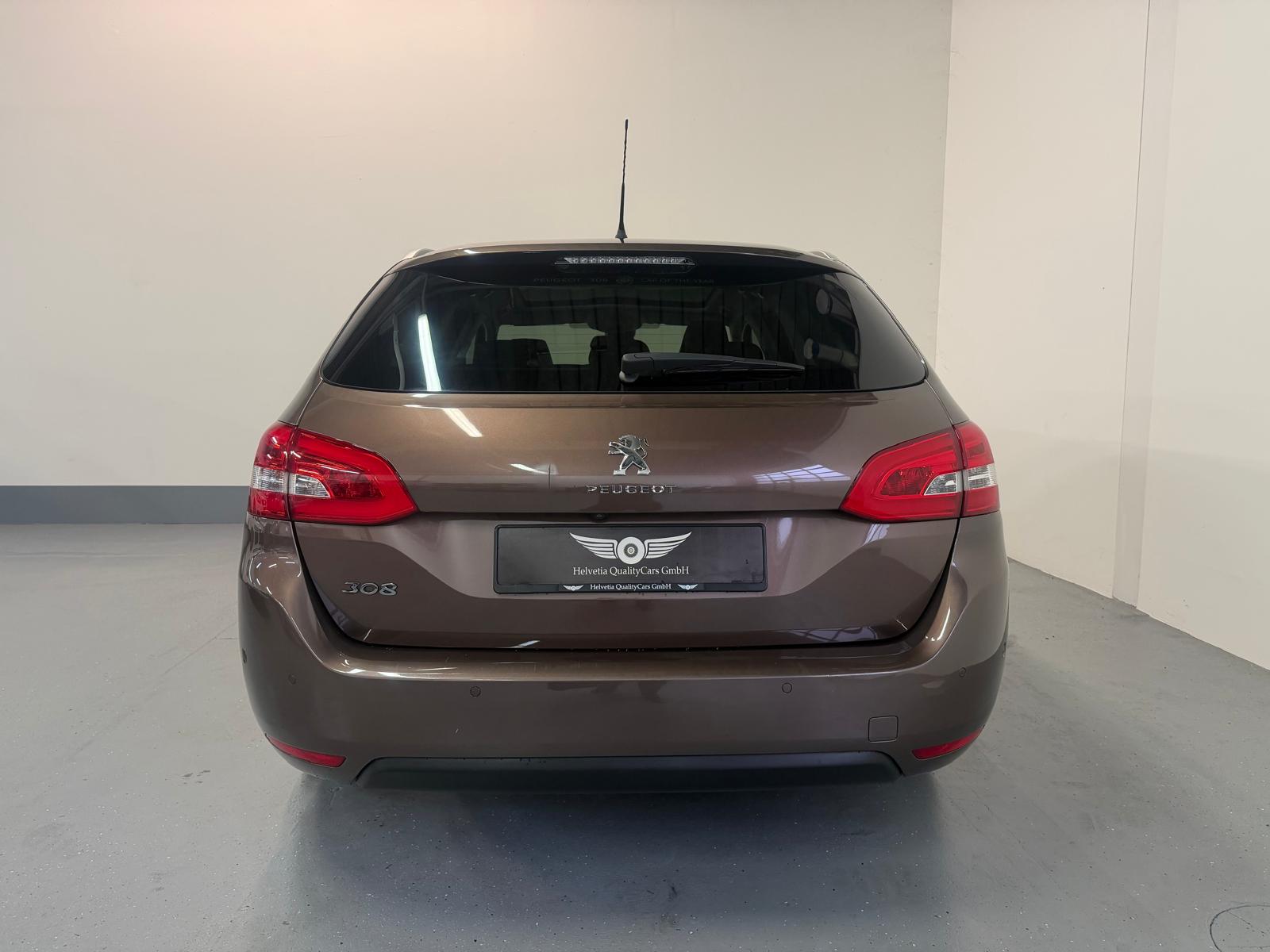 PEUGEOT 308 SW 1.2 THP Féline Automatic-image-12