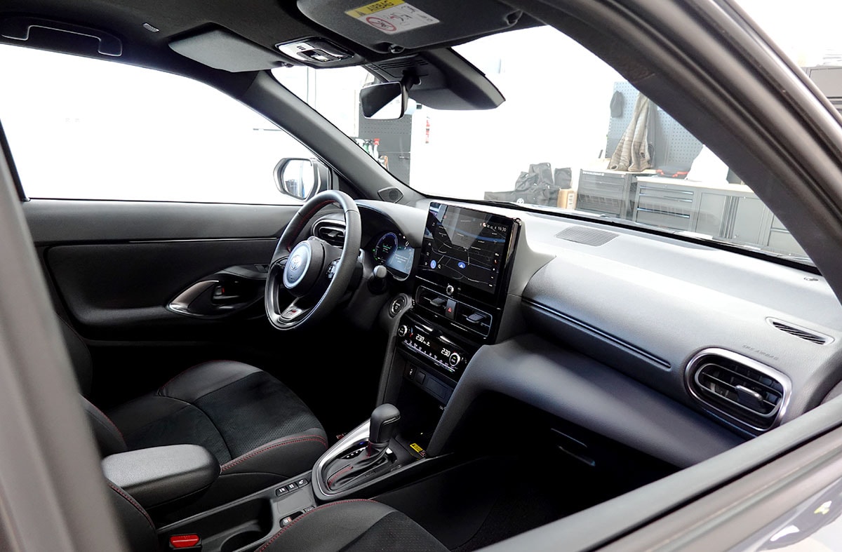 TOYOTA Yaris Cross 1.5 GR Sport e-CVT 360° Kamera-image-5