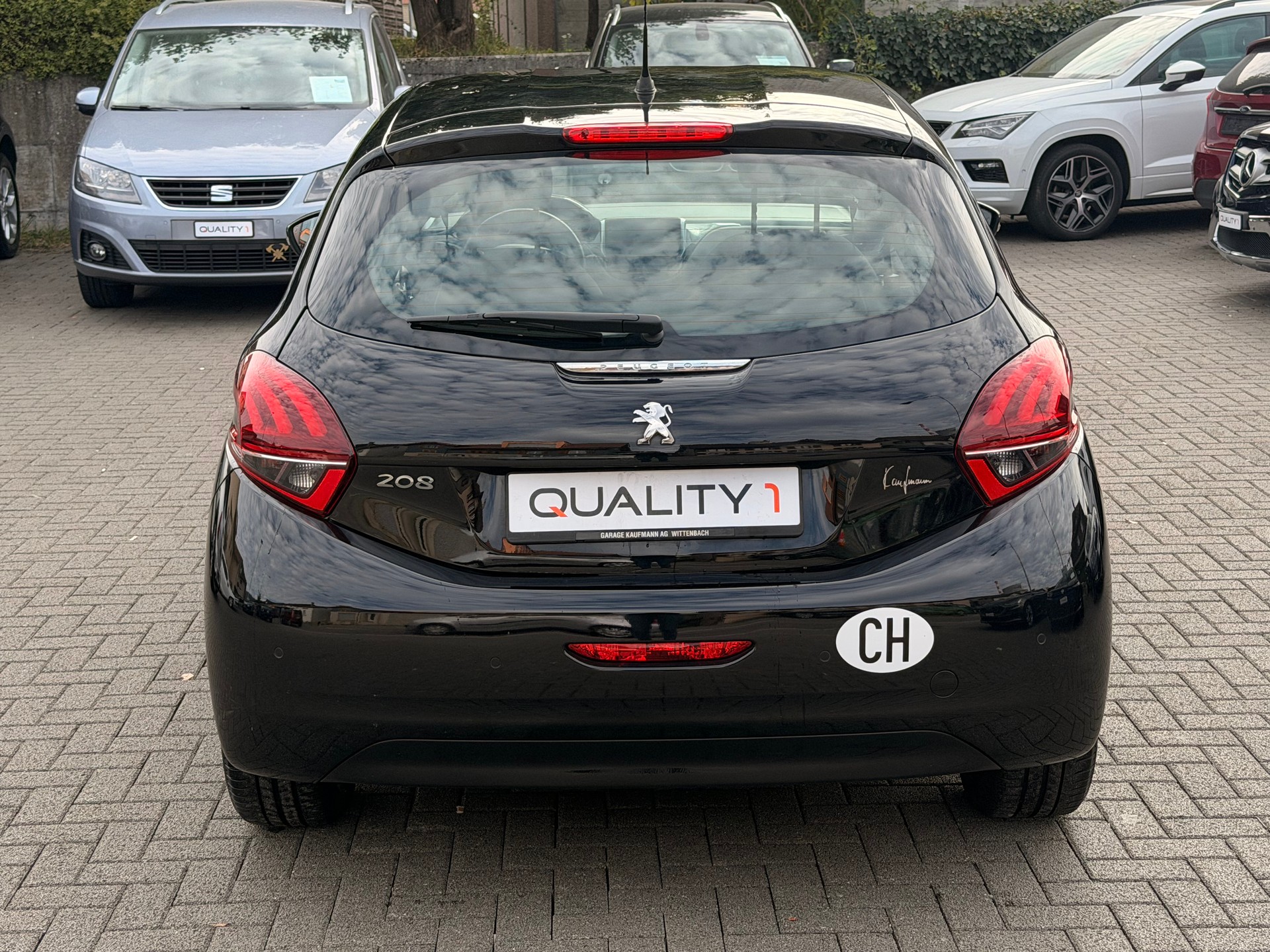 PEUGEOT 208 1.2 PureTech Active-image-6
