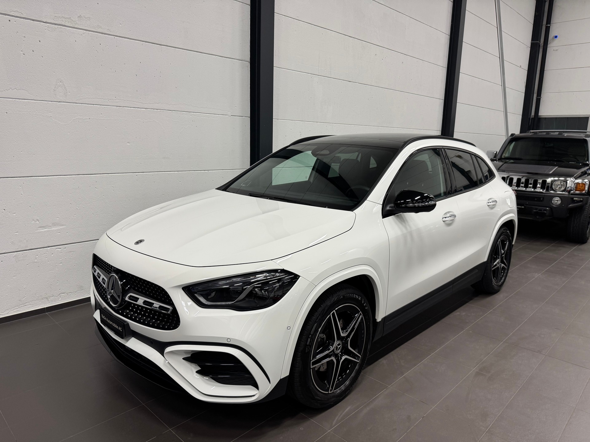 MERCEDES-BENZ GLA 200 7G-DCT AMG LINE-image-4