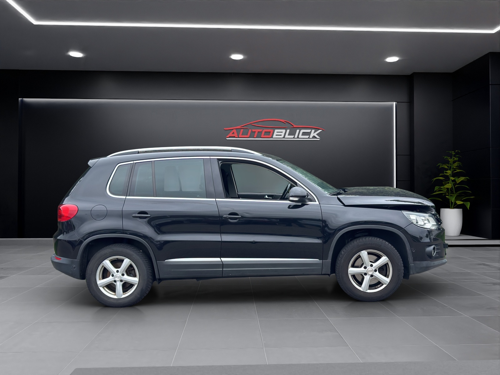 VW Tiguan 2.0 TDI Sport&Style 4Motion DSG-image-6
