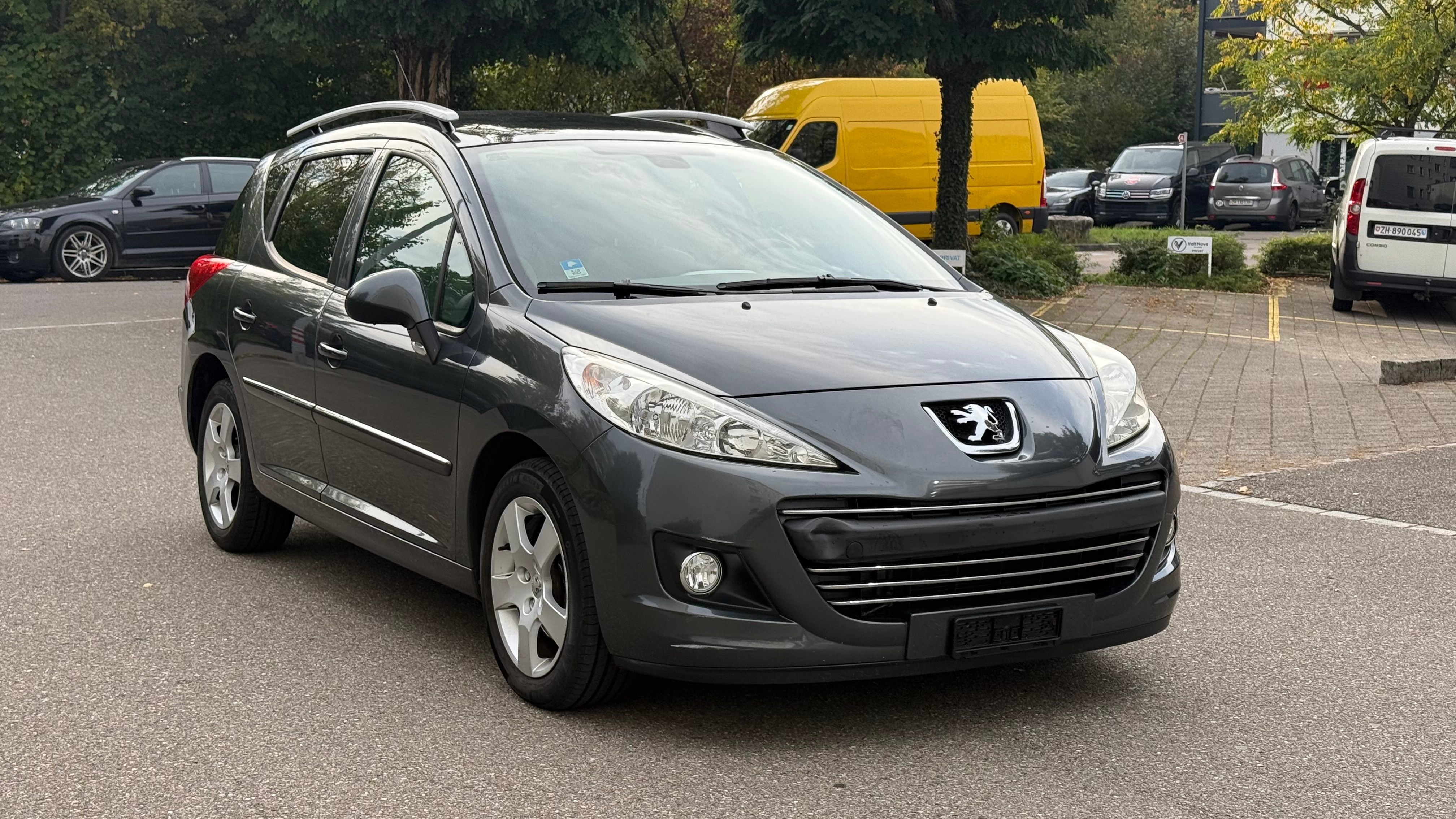 Car photo