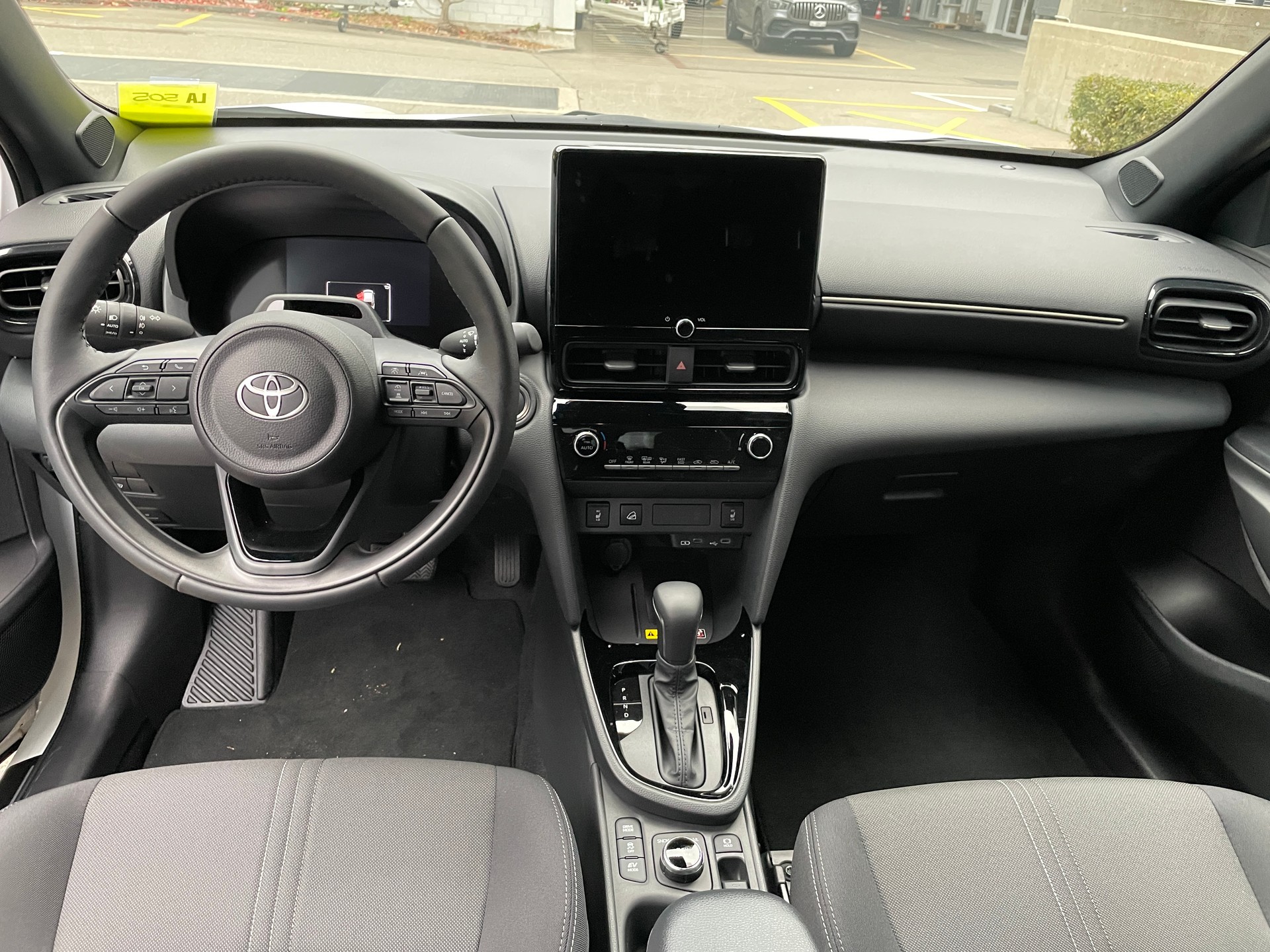 TOYOTA Yaris Cross 1.5 Trend AWDi e-CVT (MODELL 2027)-image-17