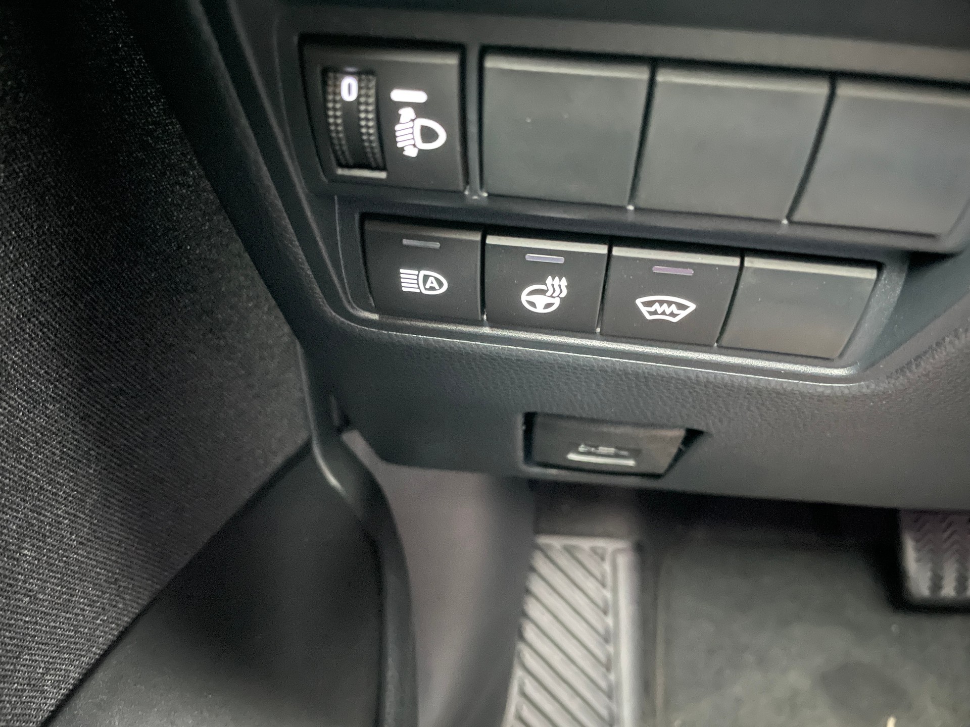 TOYOTA Yaris Cross 1.5 Trend AWDi e-CVT (MODELL 2027)-image-32