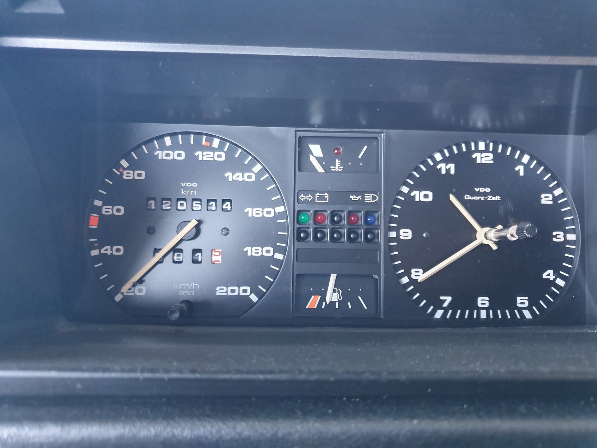 VW Golf 1600 CL Swiss Champ.-image-10