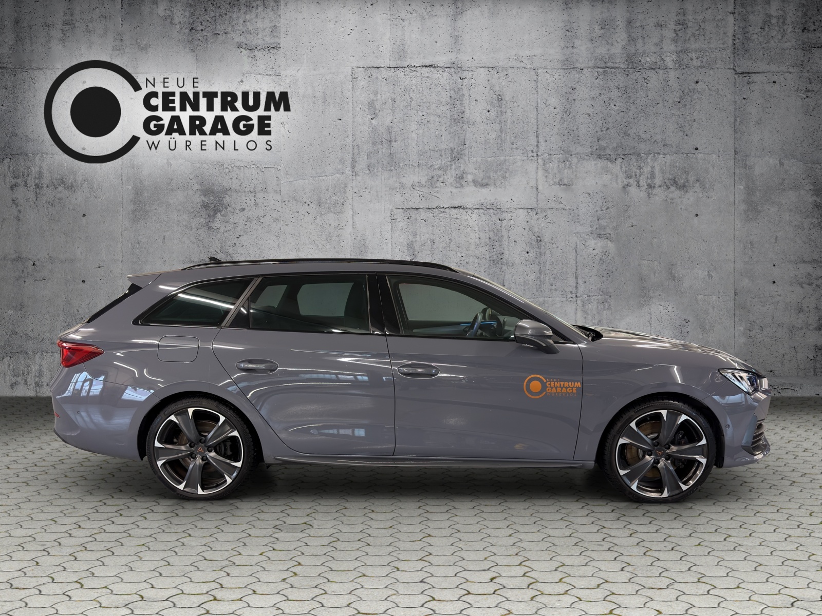 CUPRA LEON ST 1.4 e-HYBRID pHEV VZ DSG-image-2