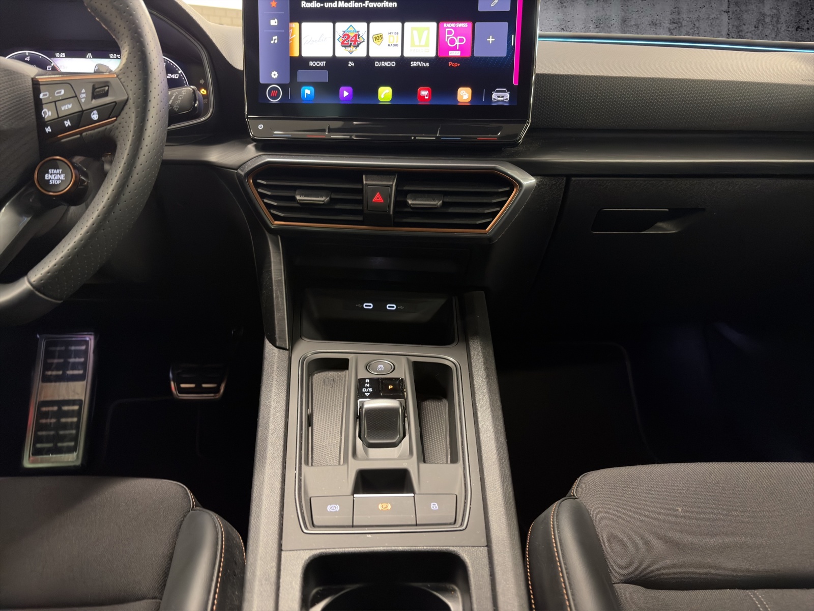 CUPRA LEON ST 1.4 e-HYBRID pHEV VZ DSG-image-13