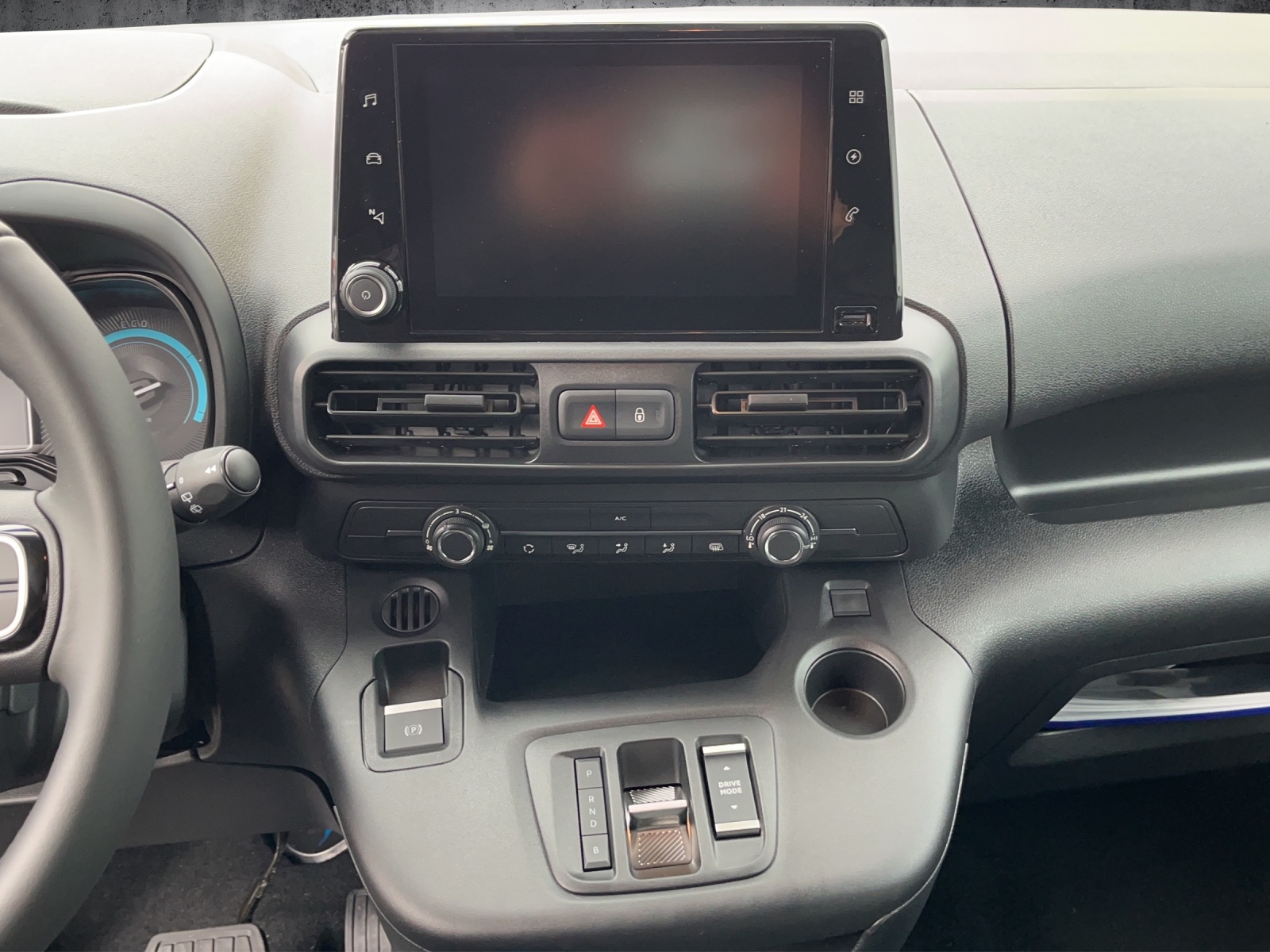 FIAT E-Doblo Kaw. L1 50 kWh Launch Edition 100% WIR-image-10