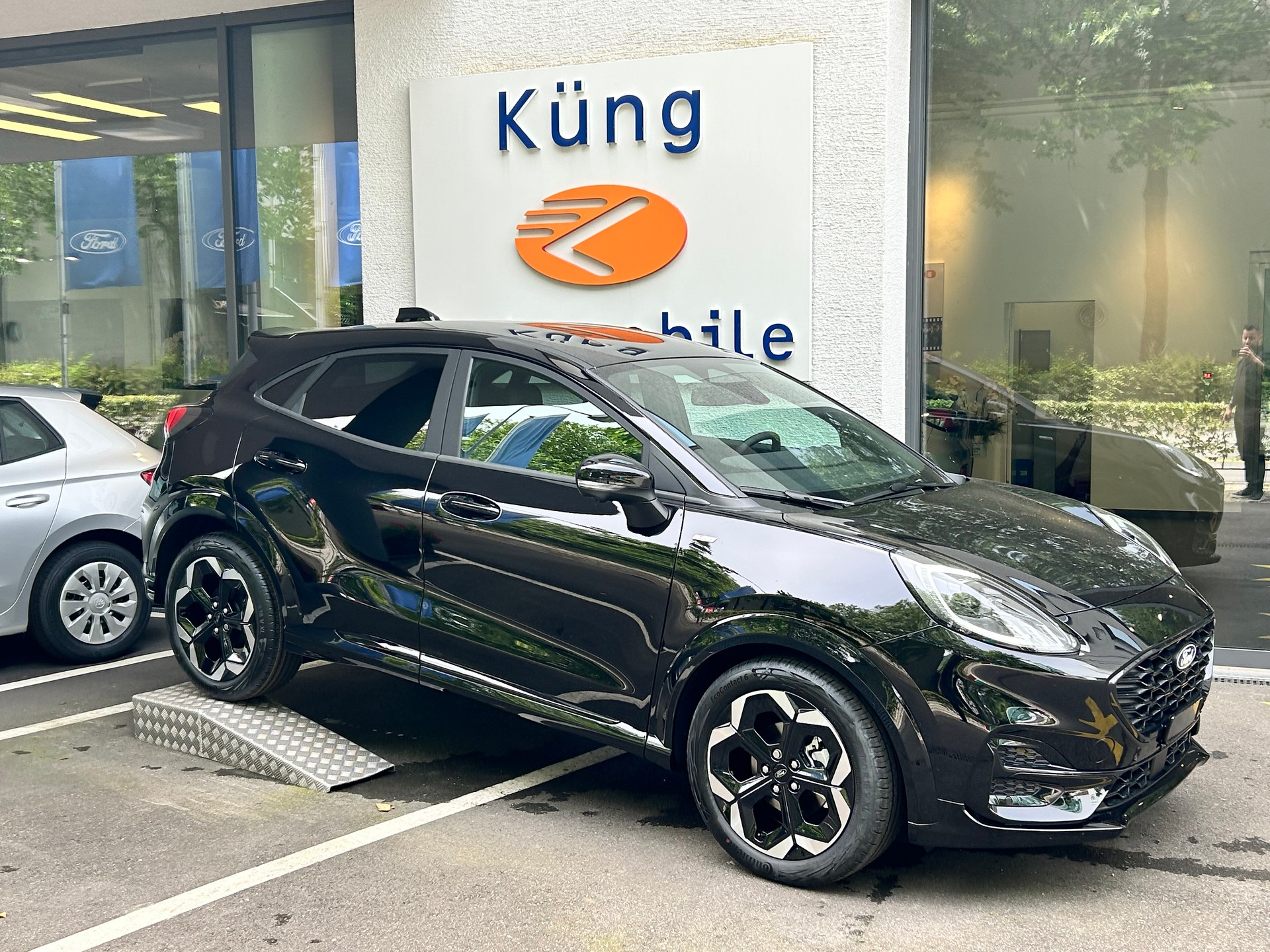 FORD Puma 1.0 MHEV ST-Line X Automat-image-2