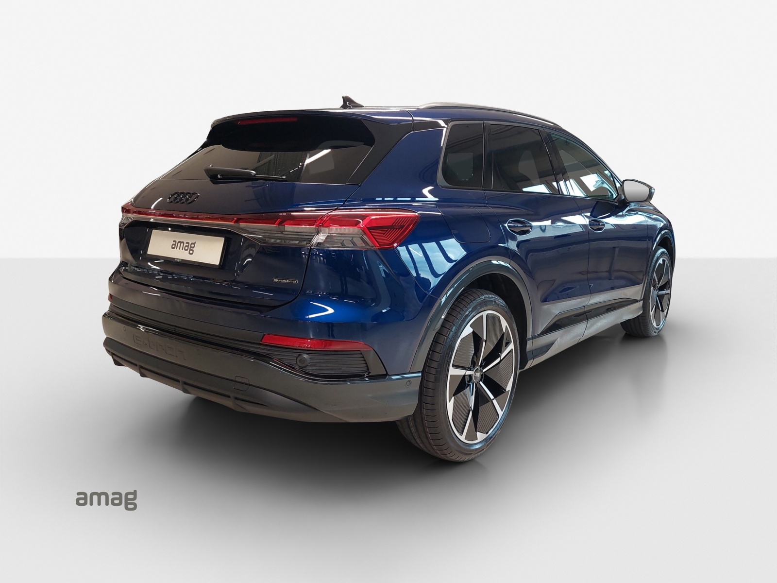 AUDI Q4 e-tron 55 quattro-image-5