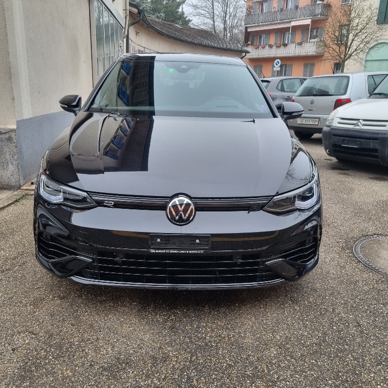 VW Golf 2.0 TSI R DSG 4Motion-image-0