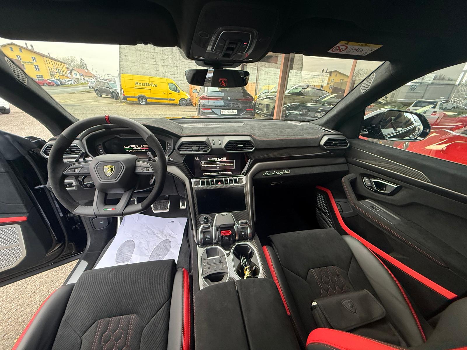 LAMBORGHINI Performante-image-8