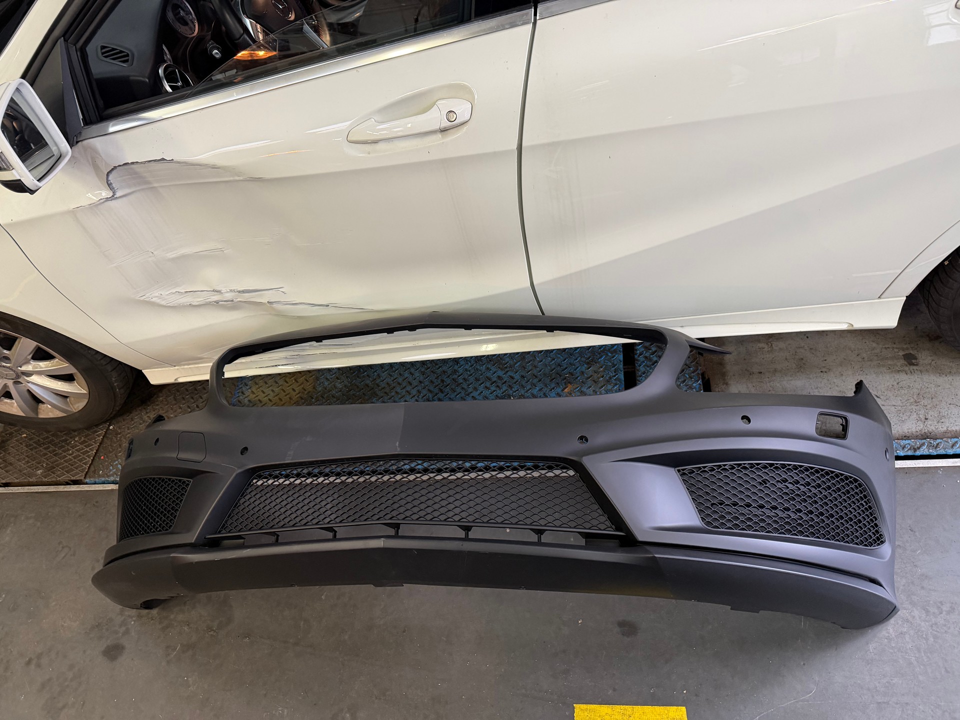 MERCEDES-BENZ A 200 AMG Line 7G-DCT-image-14