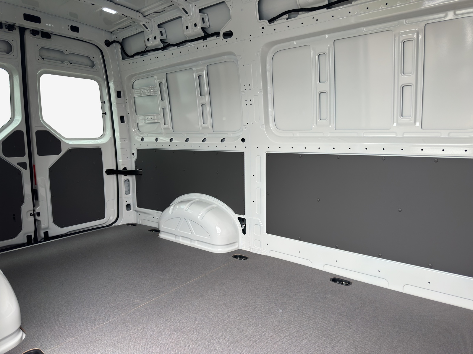 VW Crafter 35 2.0 TDI Entry L3-image-11