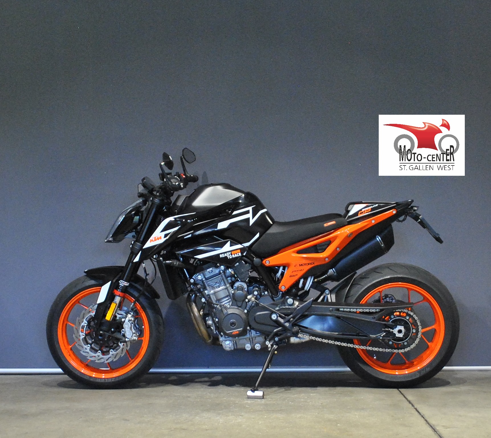 KTM 890 Duke GP-showroom-element-2