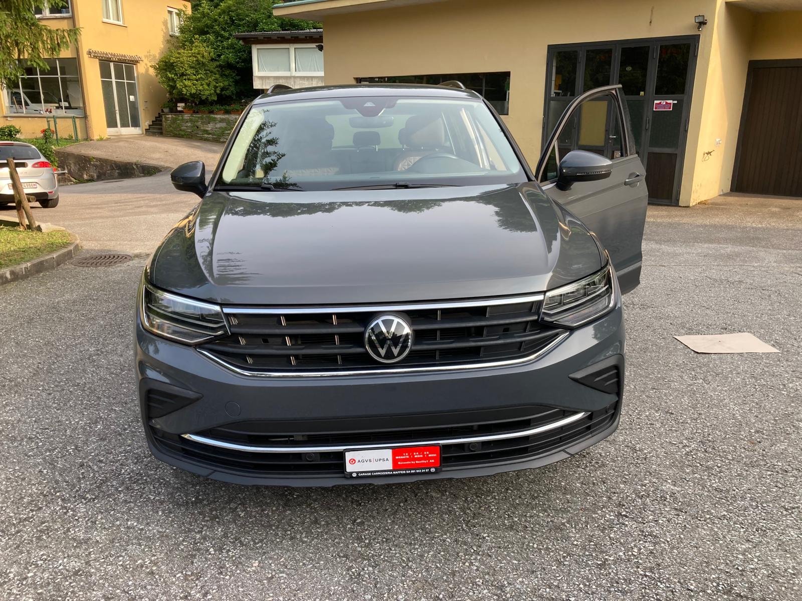VW Tiguan 2.0TSI Life 4Motion DSG-image-1