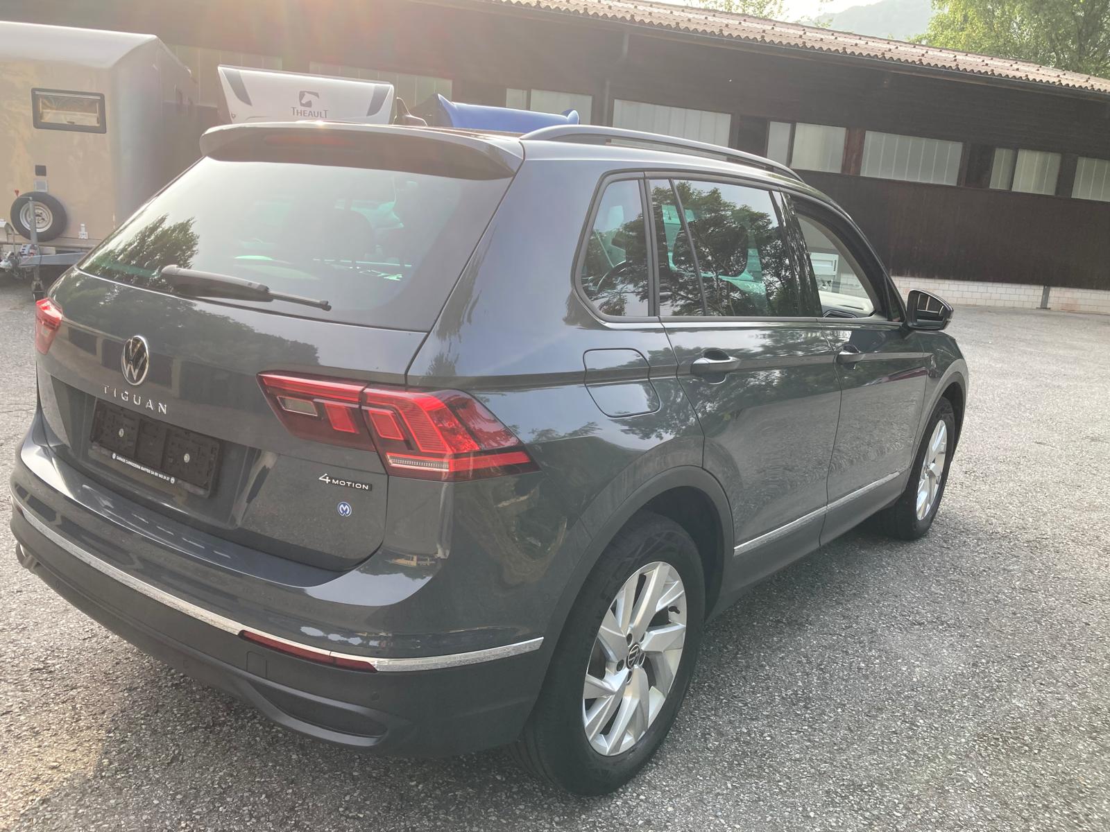 VW Tiguan 2.0TSI Life 4Motion DSG-image-6