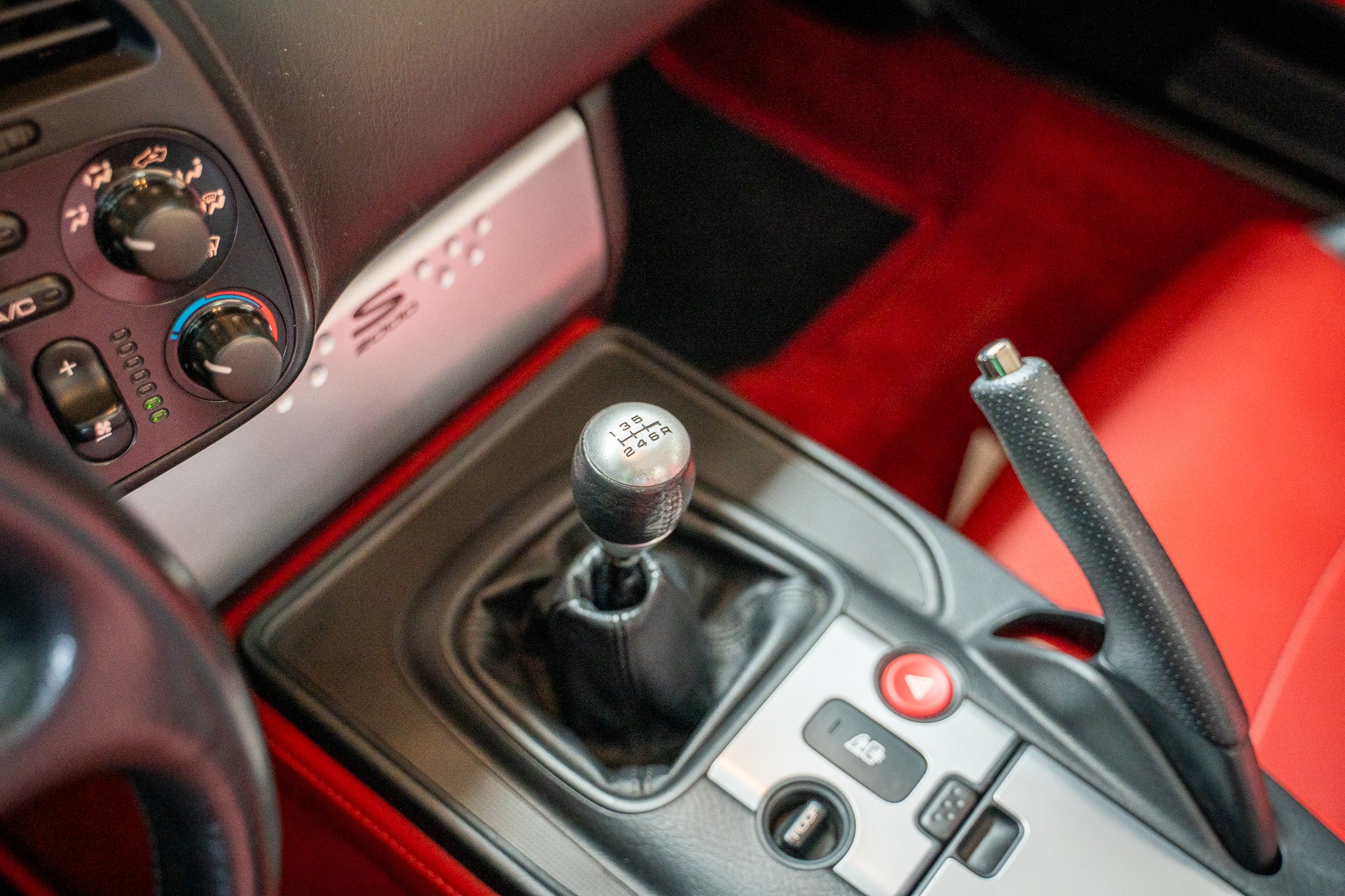 HONDA S2000-image-12