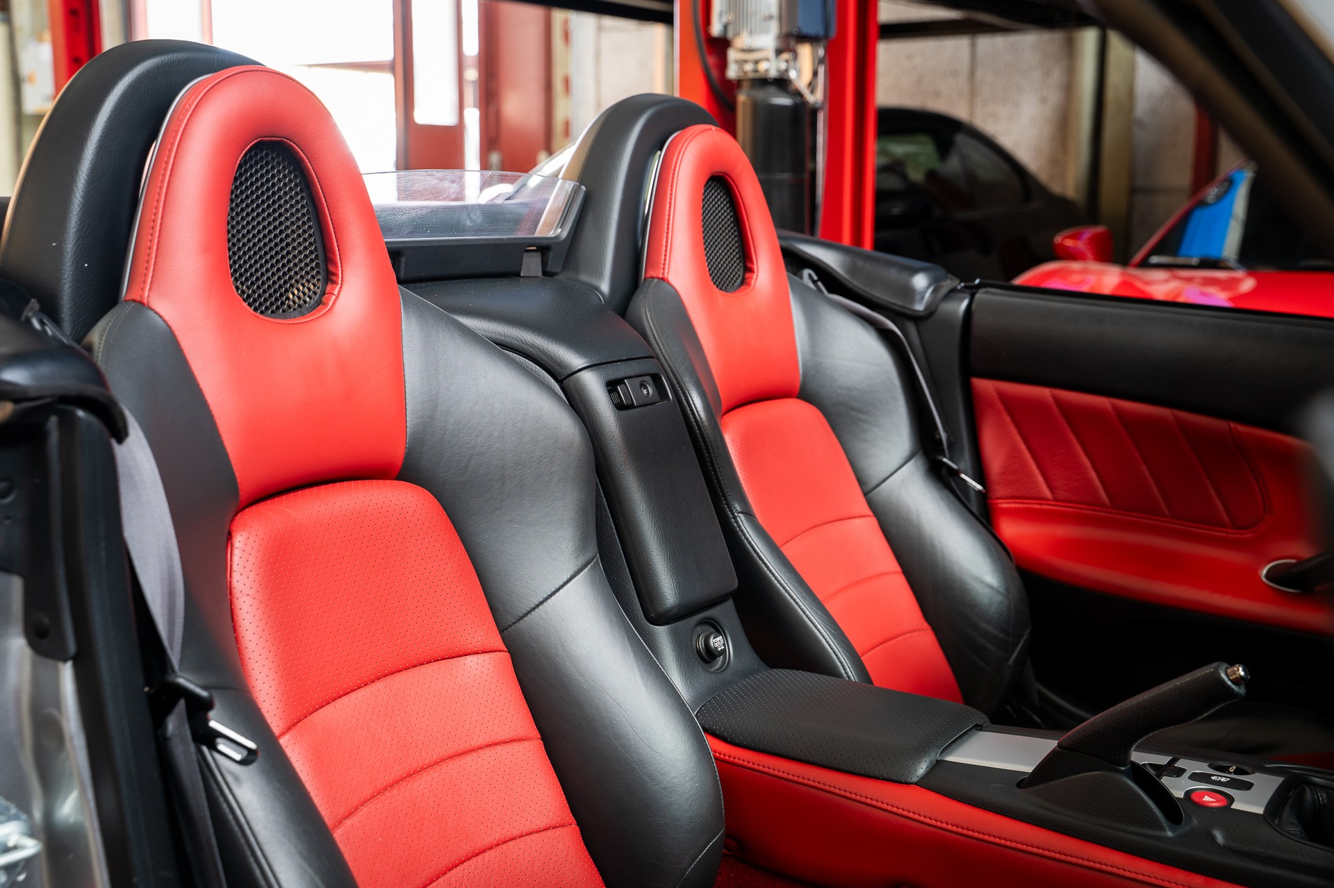 HONDA S2000-image-9