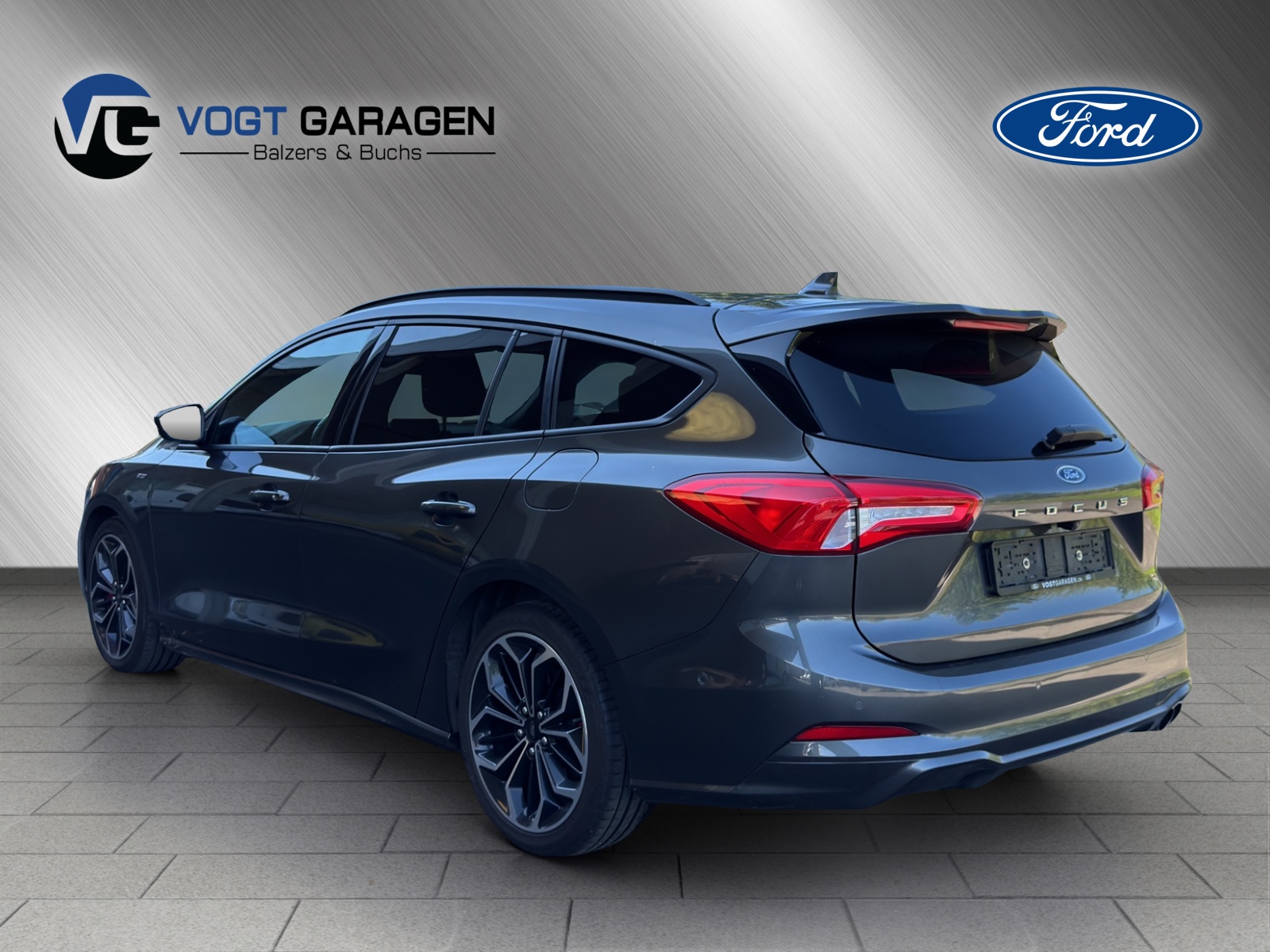 FORD Focus Station Wagon 2.0 EcoBlue ST-Line-showroom-element-3