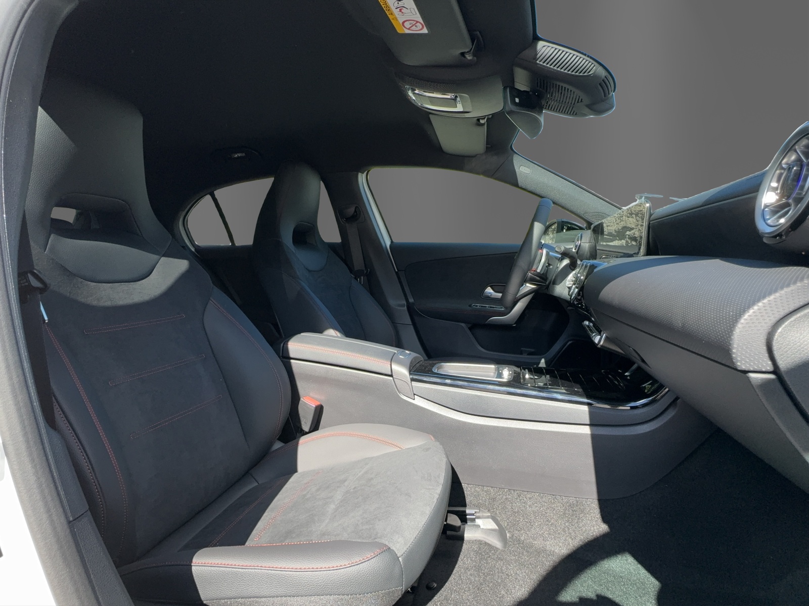 MERCEDES-BENZ A 250 4Matic 8G-DCT-image-15