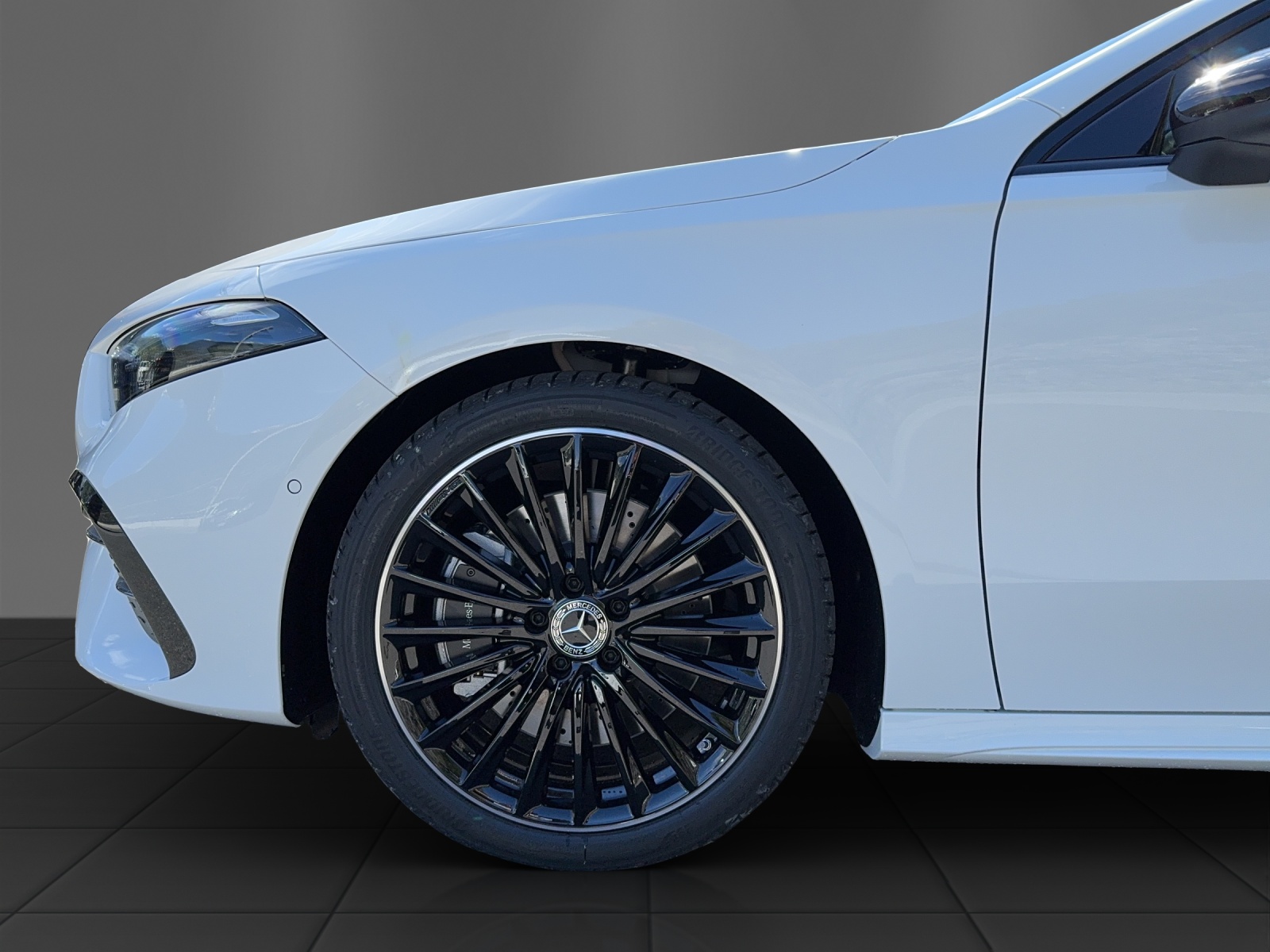MERCEDES-BENZ A 250 4Matic 8G-DCT-image-18