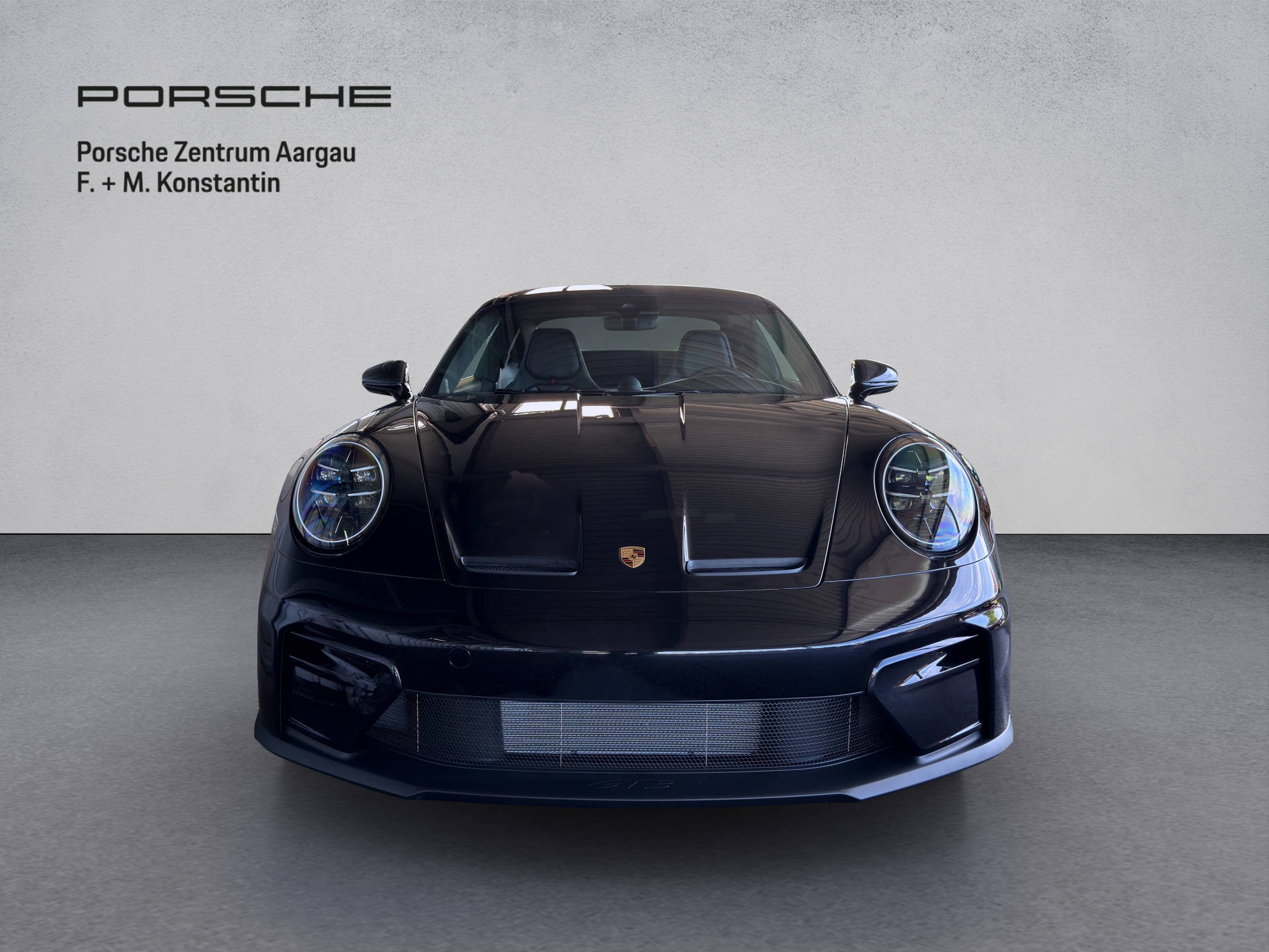 PORSCHE 911 GT3 mit Touring-Paket-image-1