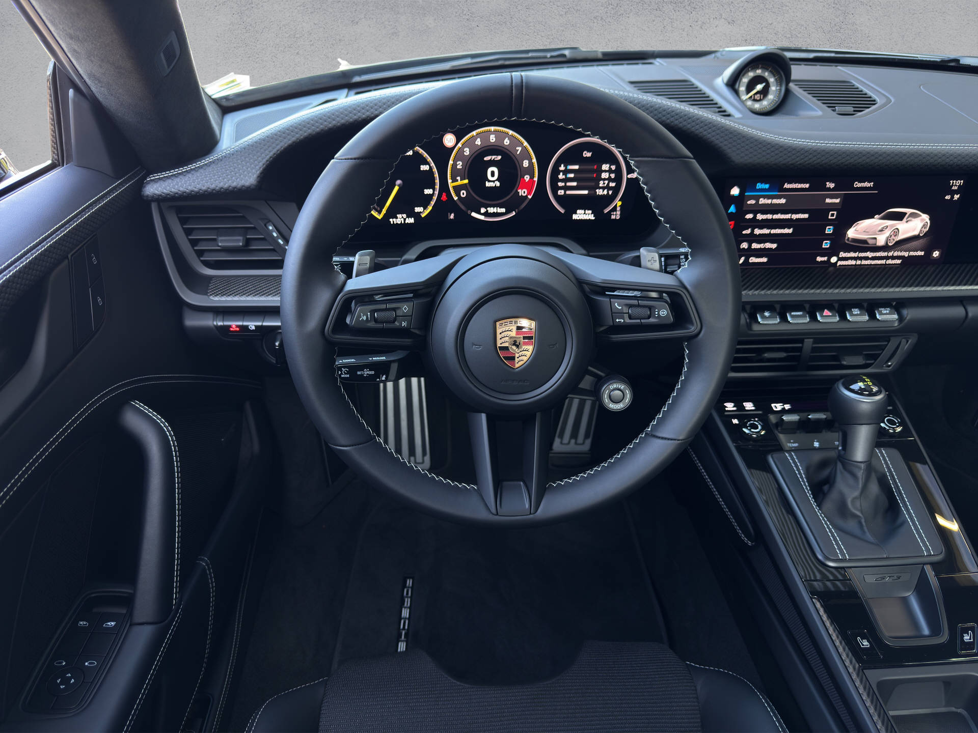PORSCHE 911 GT3 mit Touring-Paket-image-5