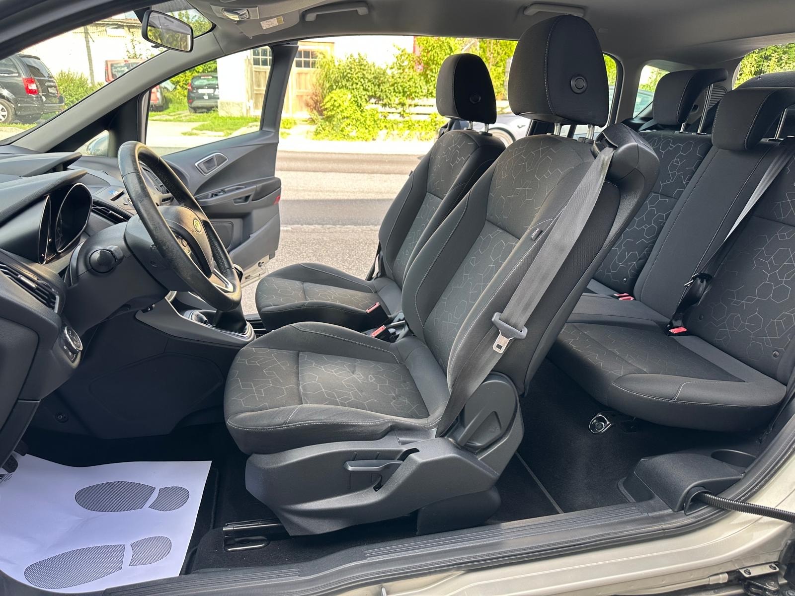 FORD B-Max 1.0 SCTi Trend-image-9