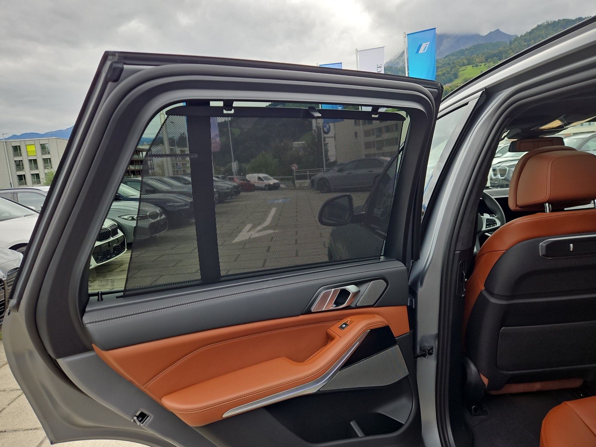 BMW X5 xDrive 48V 40d M Sport Pro Steptronic-image-22